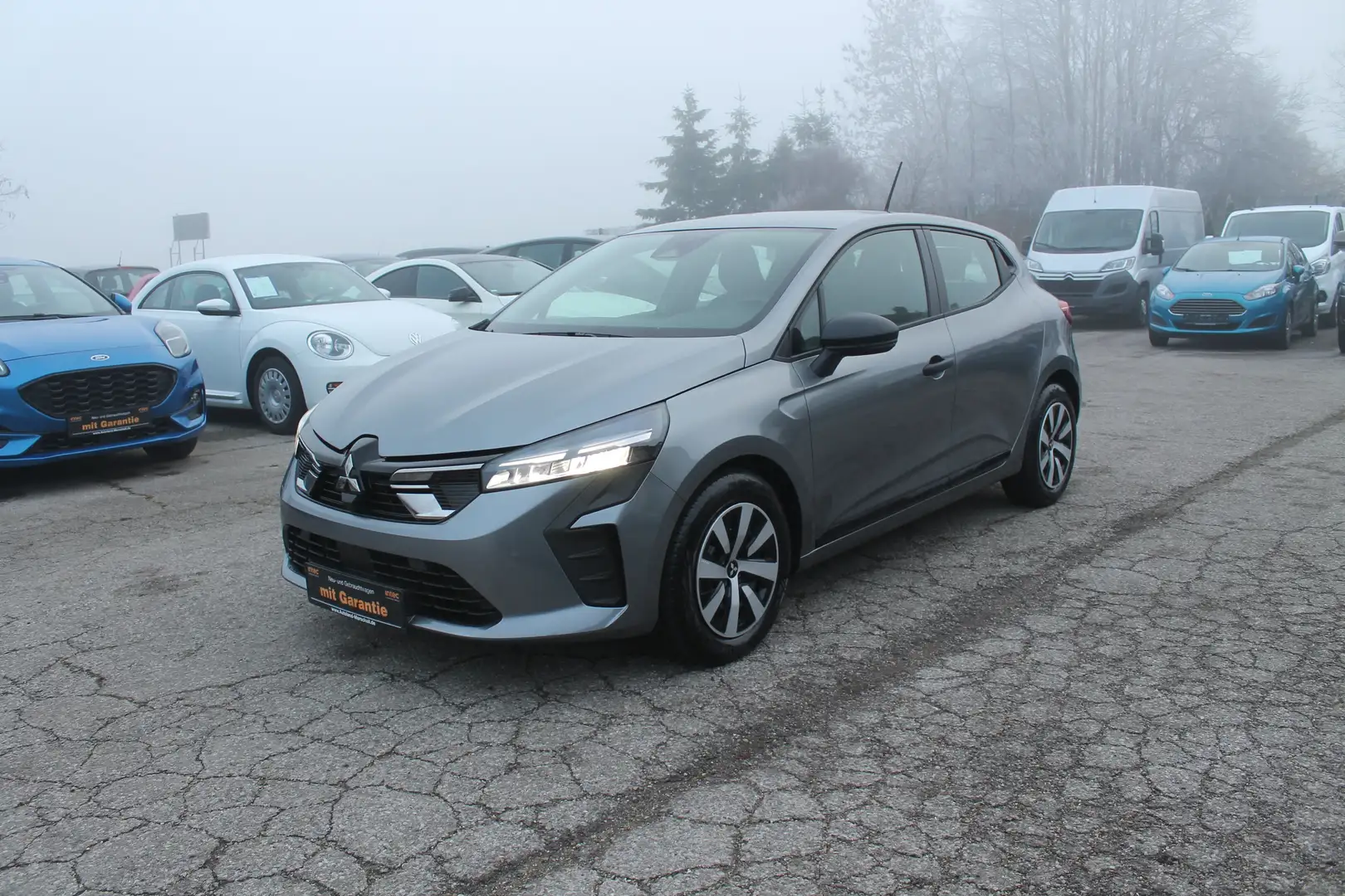 Mitsubishi Colt 1.0 LED KLIMA I.HAND GARANTIE 5 JAHRE Grau - 1