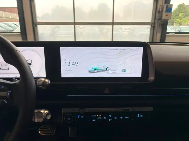Hyundai Ioniq 6 view 11