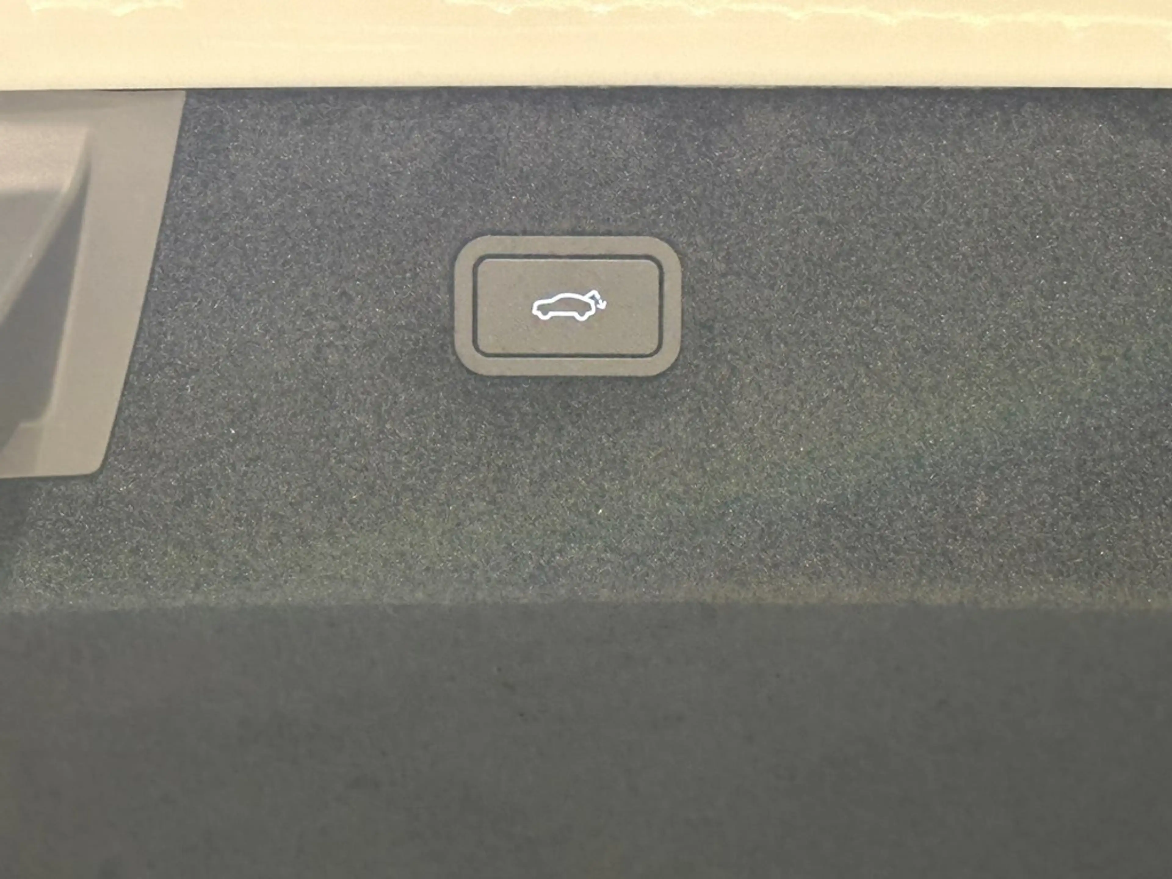 Polestar 4 Long Range — photo 9