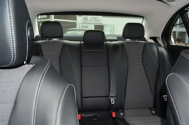 Mercedes-Benz E-Class view 15