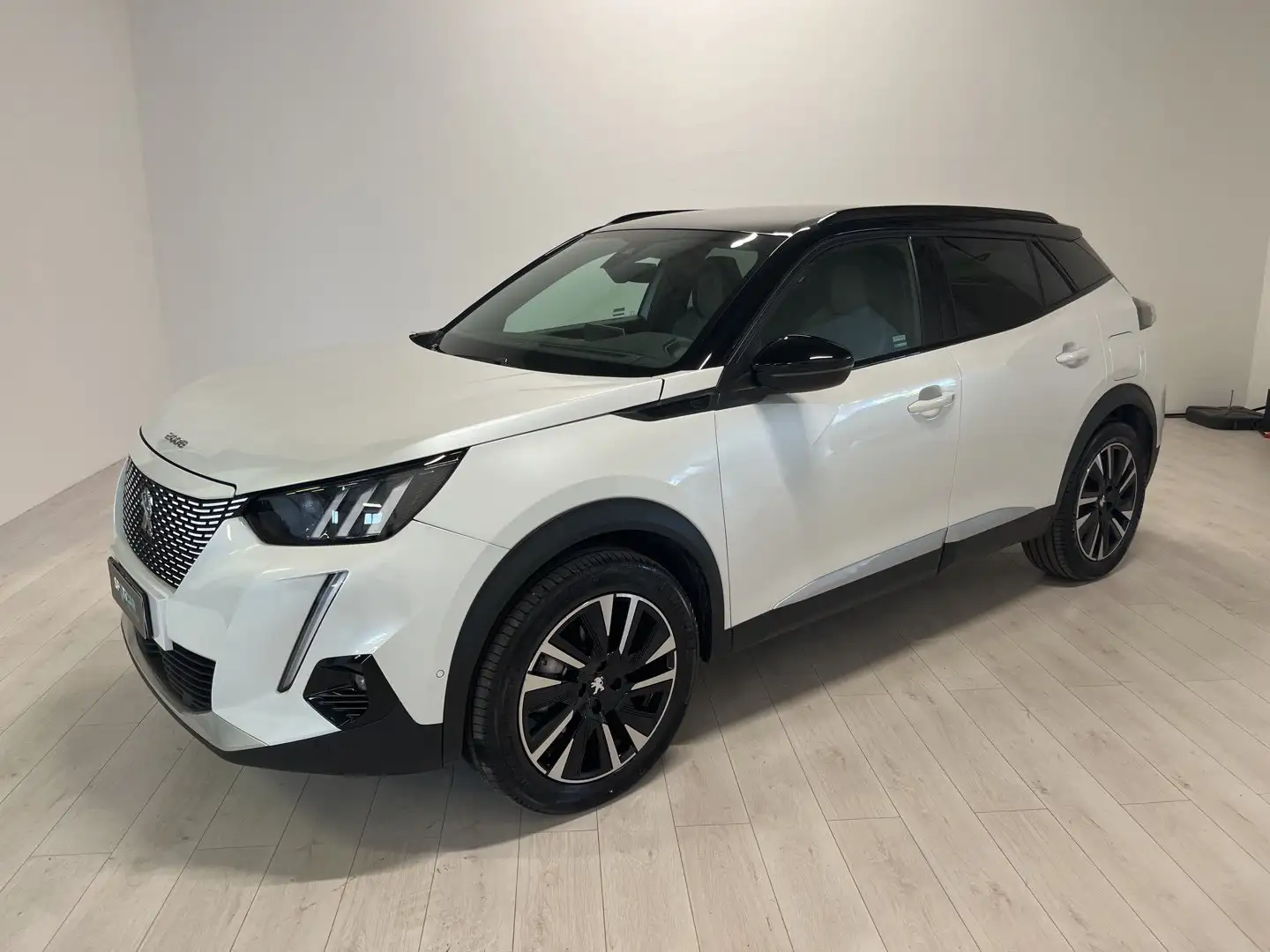 Peugeot 2008 e-2008 GT Pack 100kW Bianco - 1