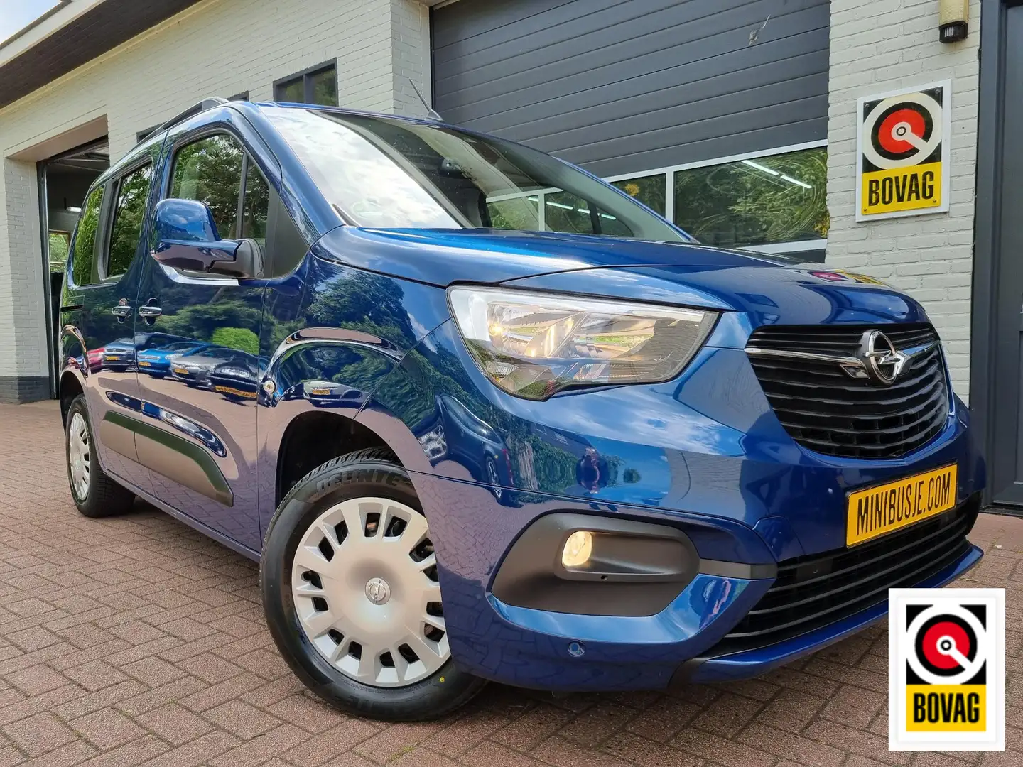 Opel Combo Life 1.2 Turbo L1H1 Edition 130pk. Aut. NAVI / CRUISE / Blau - 1