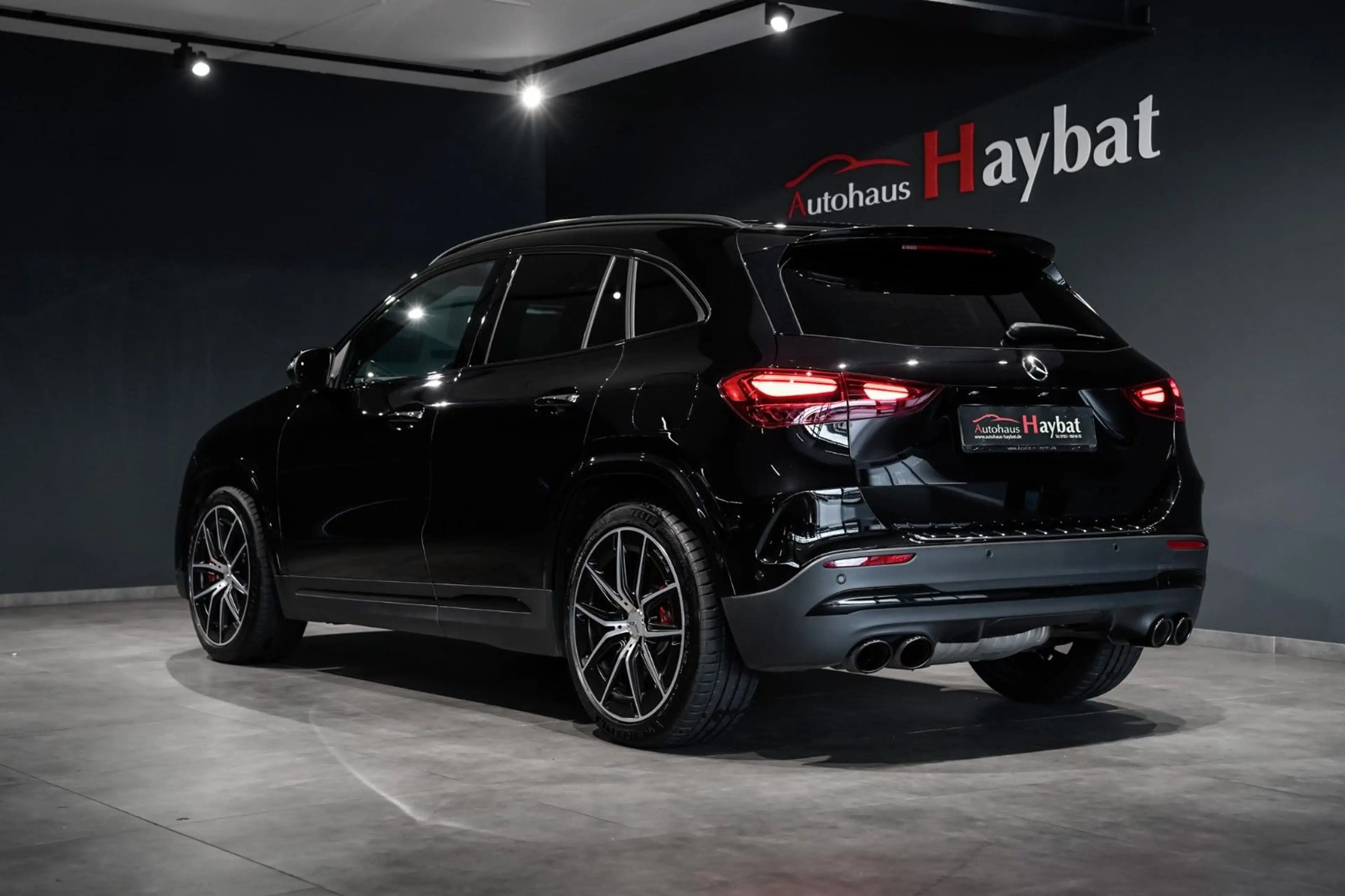 Mercedes-Benz GLA 45 AMG GLA 45 S AMG Multibeam-Pano-HeadUp-360° — photo 6