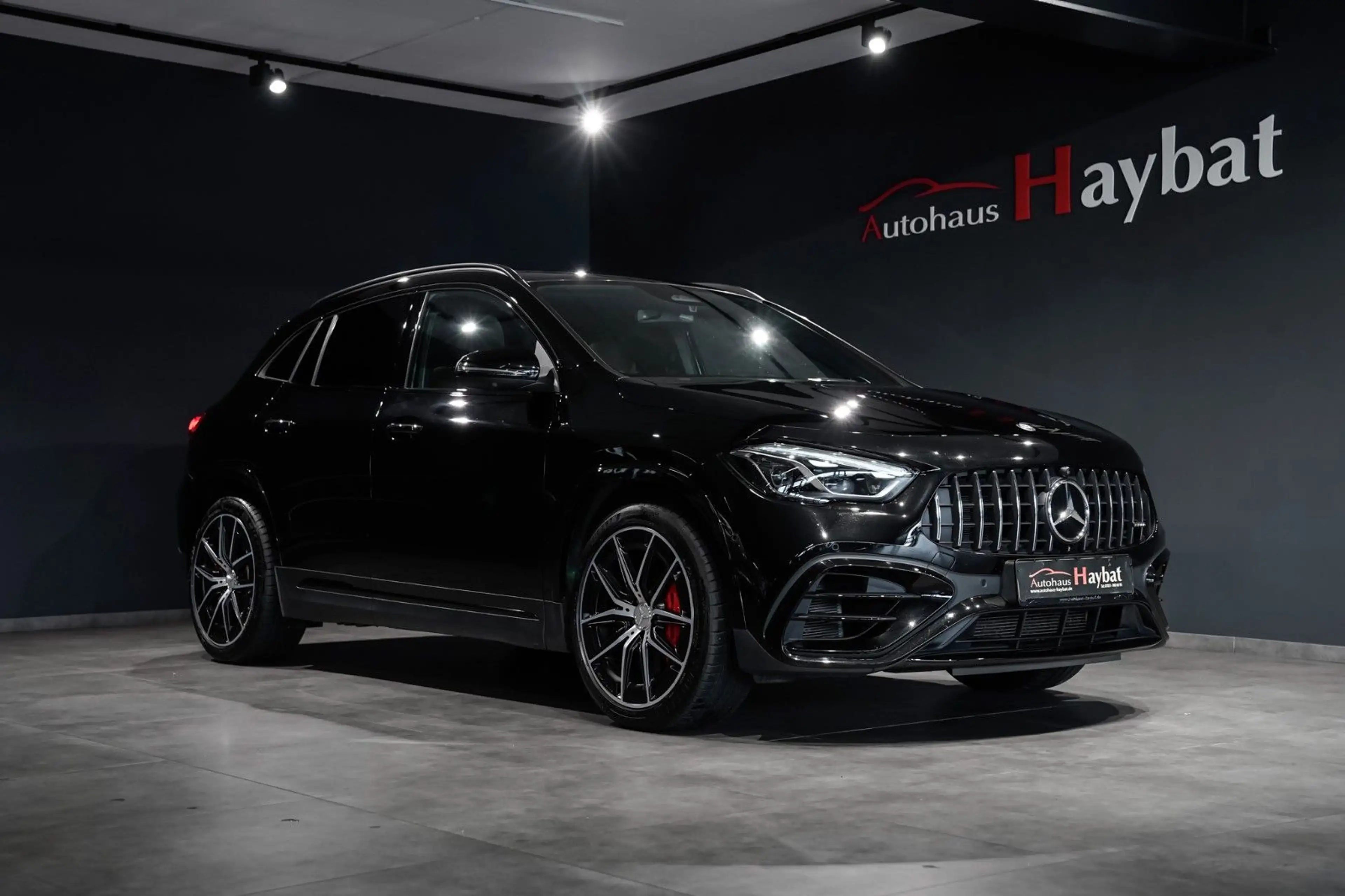 Mercedes-Benz GLA 45 AMG GLA 45 S AMG Multibeam-Pano-HeadUp-360°