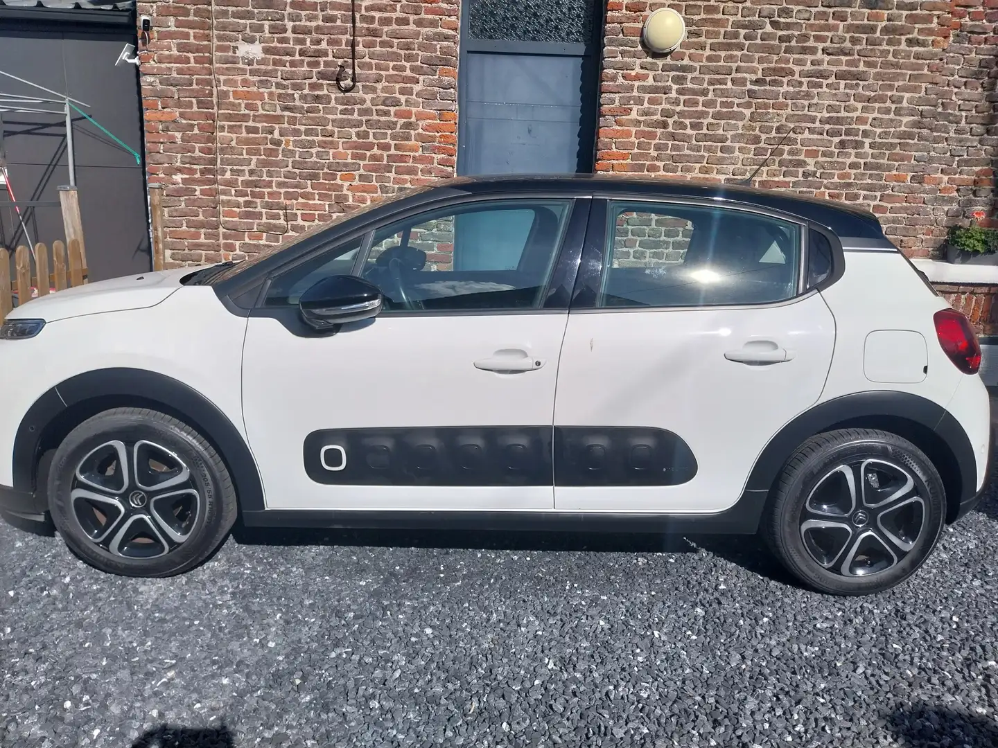 Citroen C3 PureTech 82 Shine Business - 1