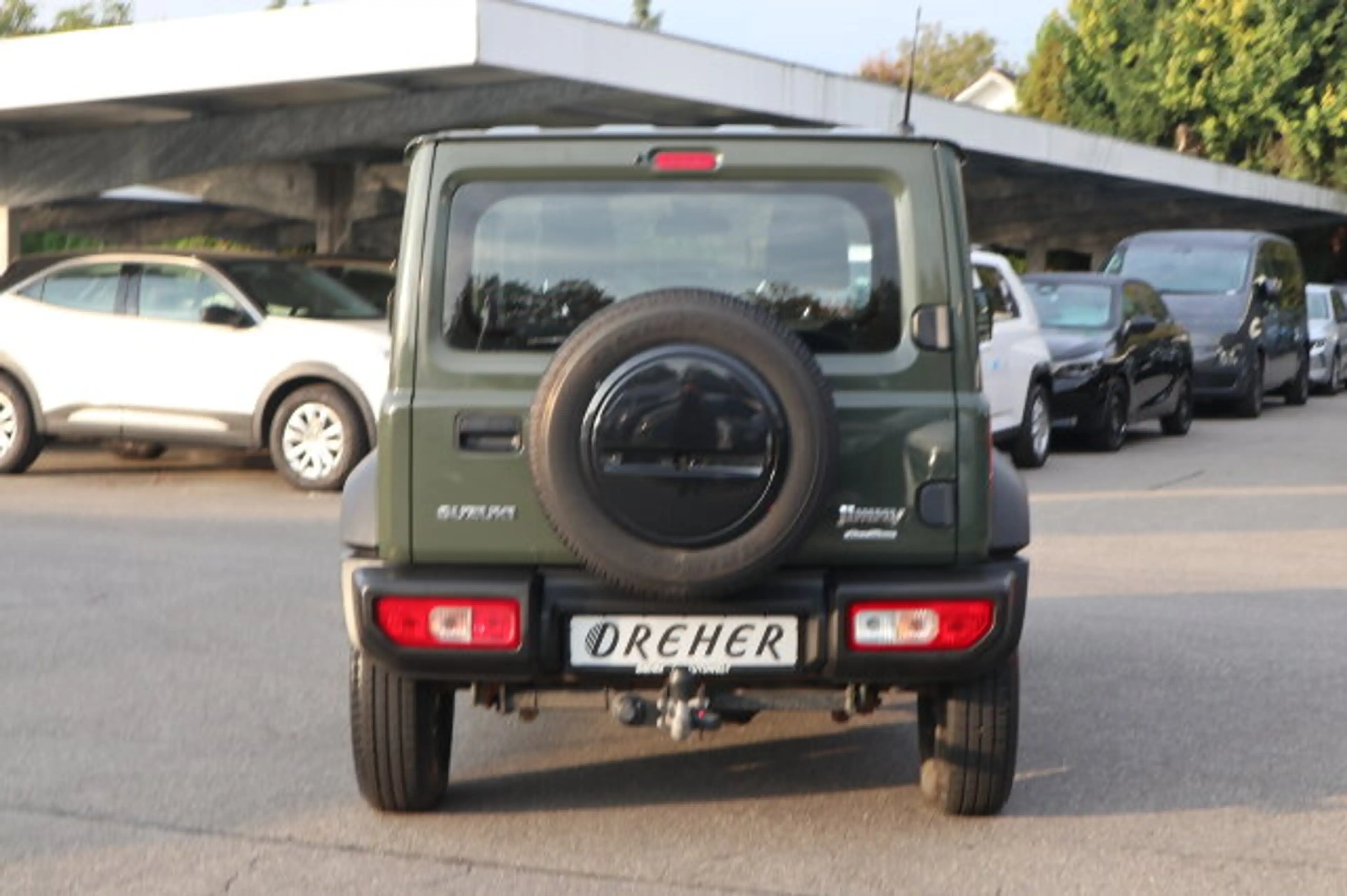 Suzuki Jimny Jimny 1.5 Allgrip Comfort Klima/AHK/Sitzhzg. eFH. — photo 6