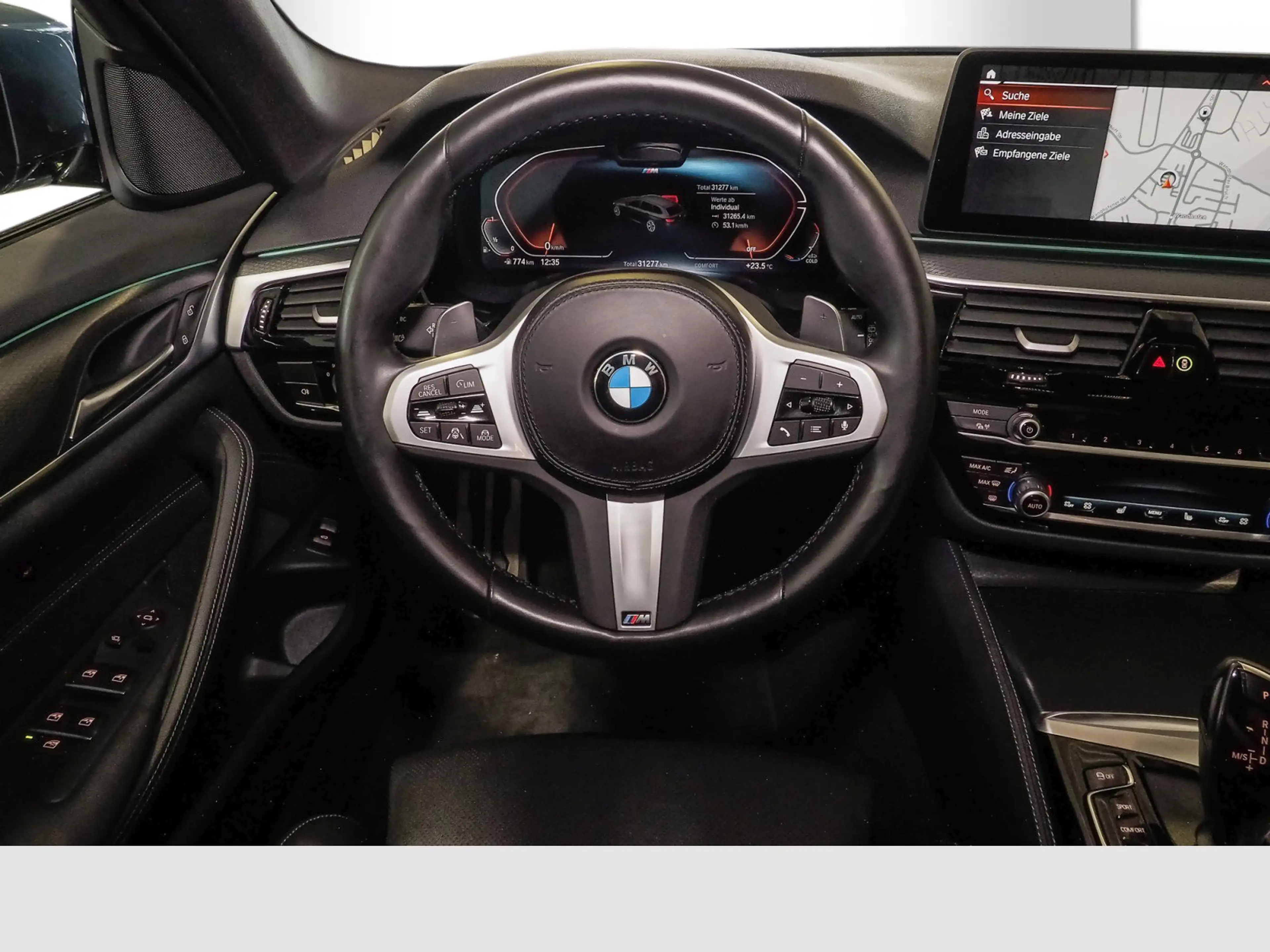 BMW 520 ANDERE M SPORT I MHEV — photo 10
