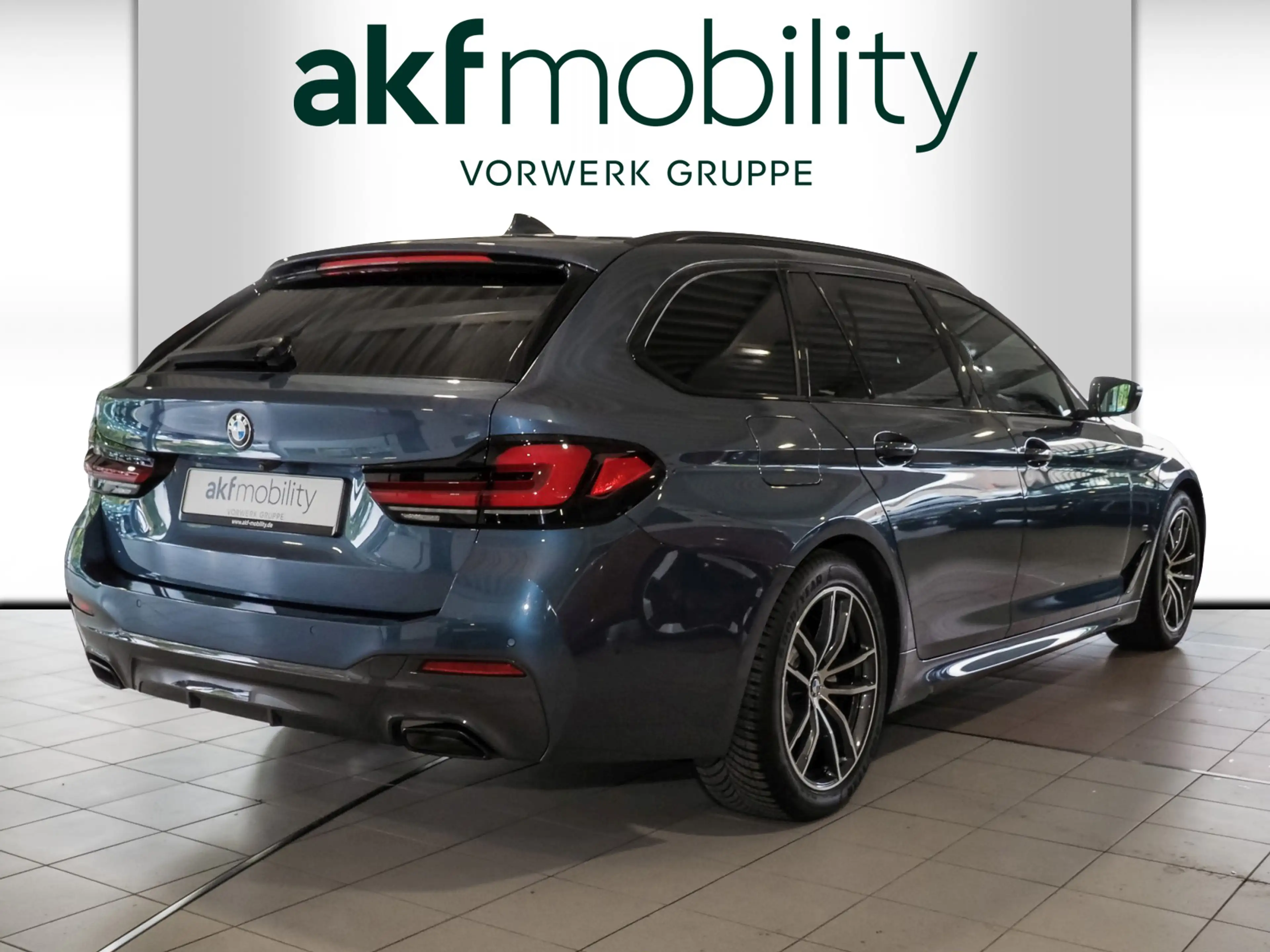 BMW 520 ANDERE M SPORT I MHEV — photo 3