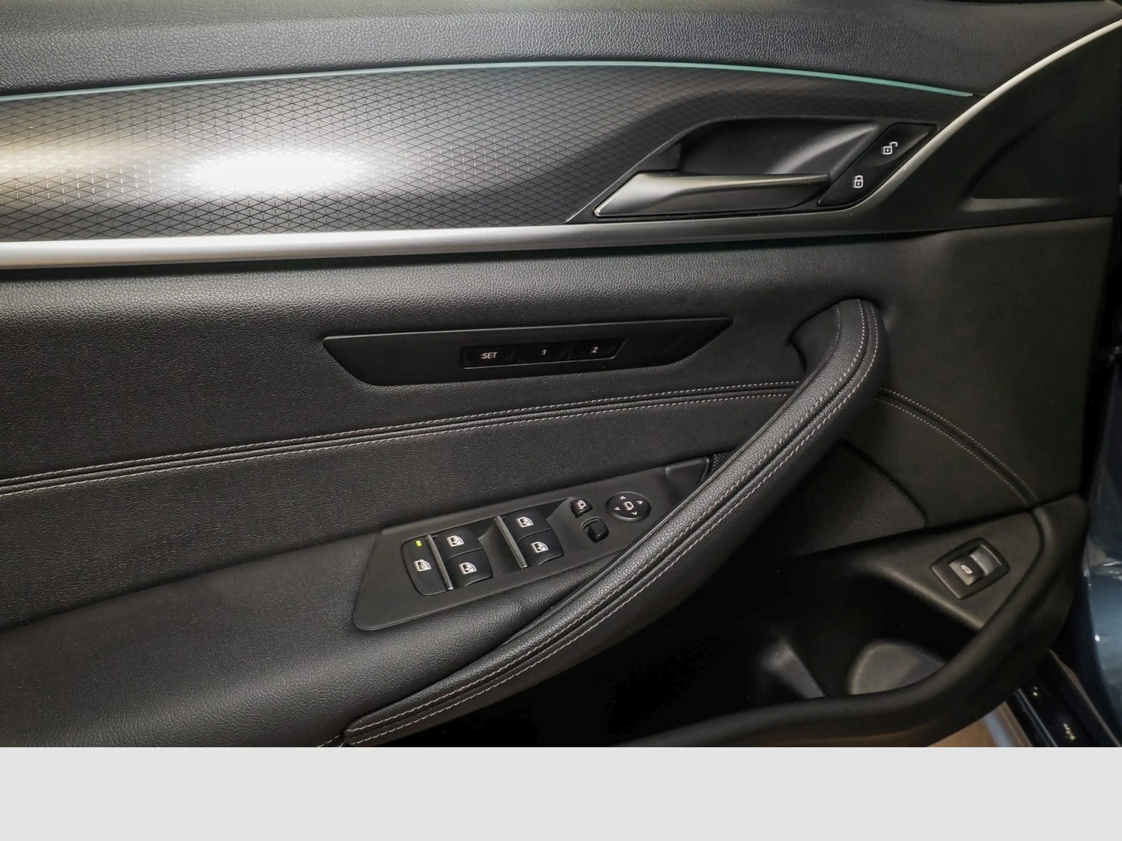 BMW 520 ANDERE M SPORT I MHEV — photo 14