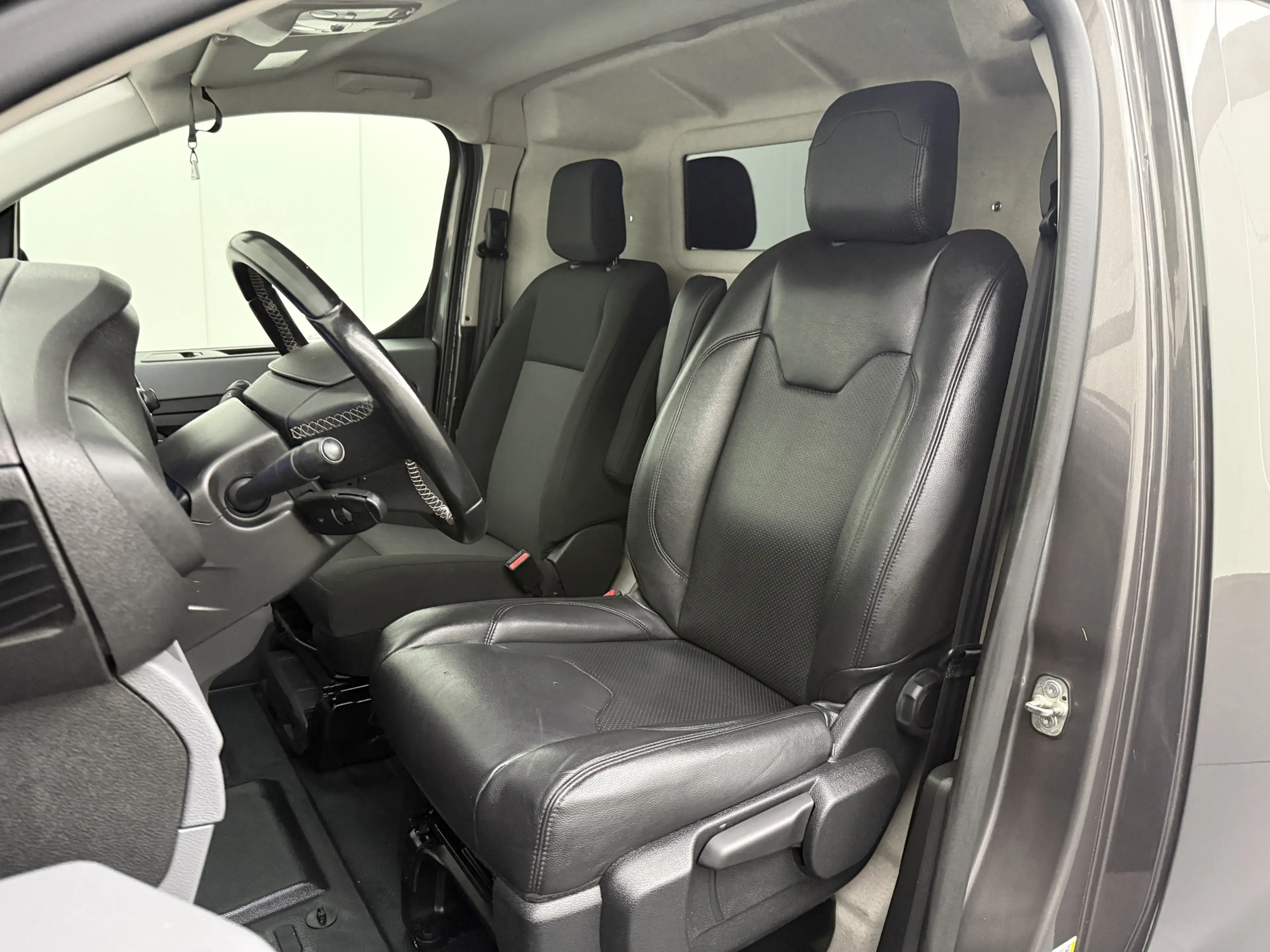 Peugeot e-Expert Lang 75 kWh | Elektrisch | Multimedia | Camera | A — photo 19