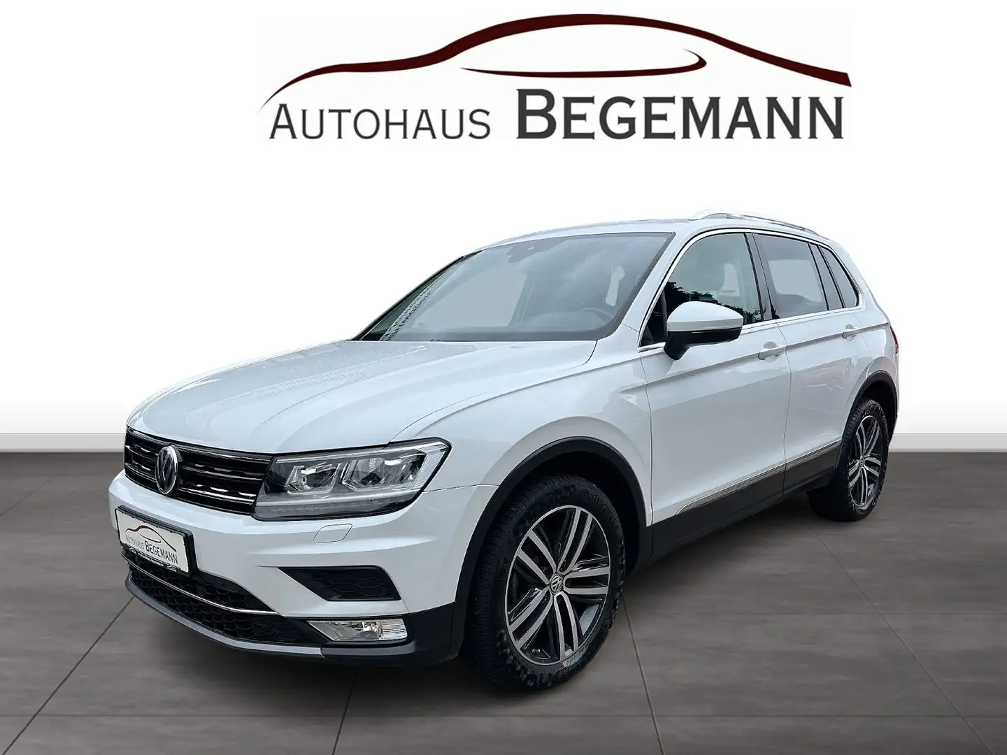 Volkswagen Tiguan 2.0TDI Highline 4M Pano Virtual St-Hzg Blanc - 1