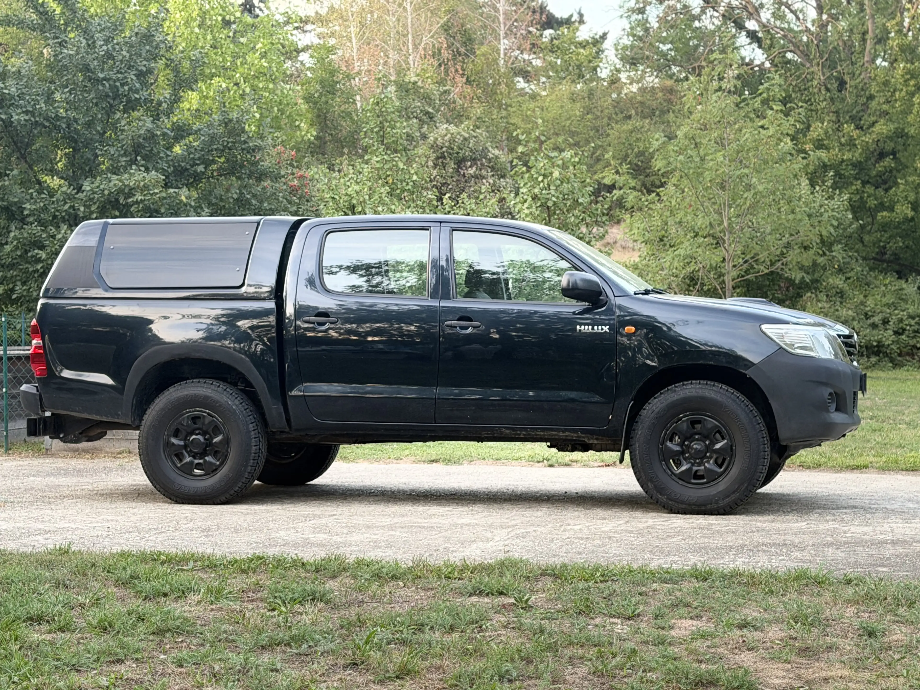 Toyota Hilux DK Country 4x4 2,5 D-4D 145 Country — photo 4