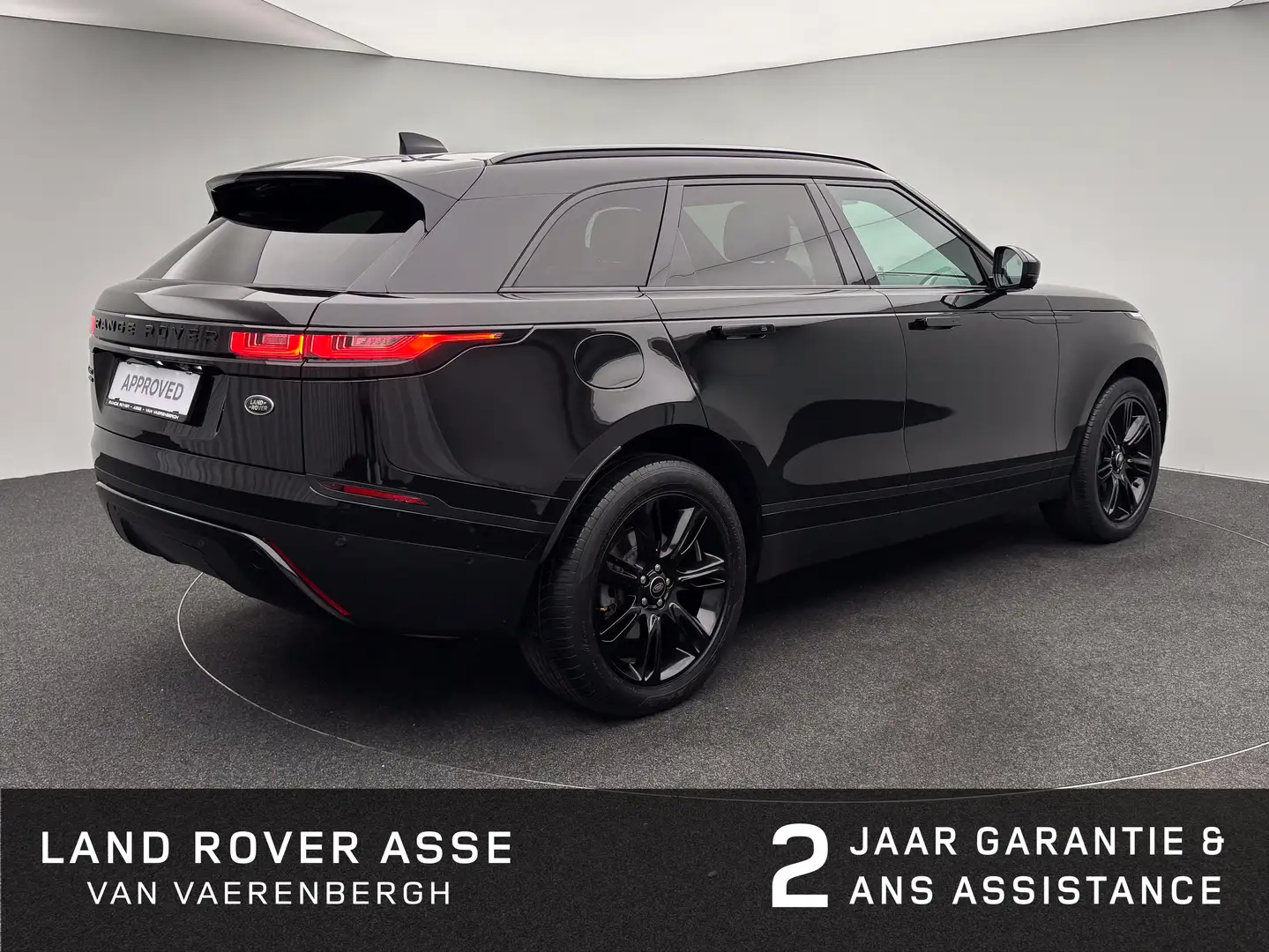 Land Rover Range Rover Velar Range Rover P400e SE /PANO/ ADAPTIVE CC Zwart - 2