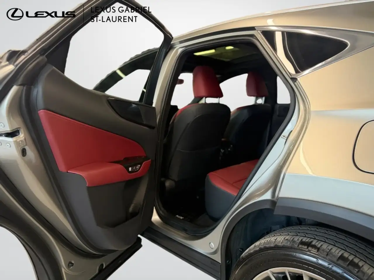 Lexus NX fotografie Lexus NX