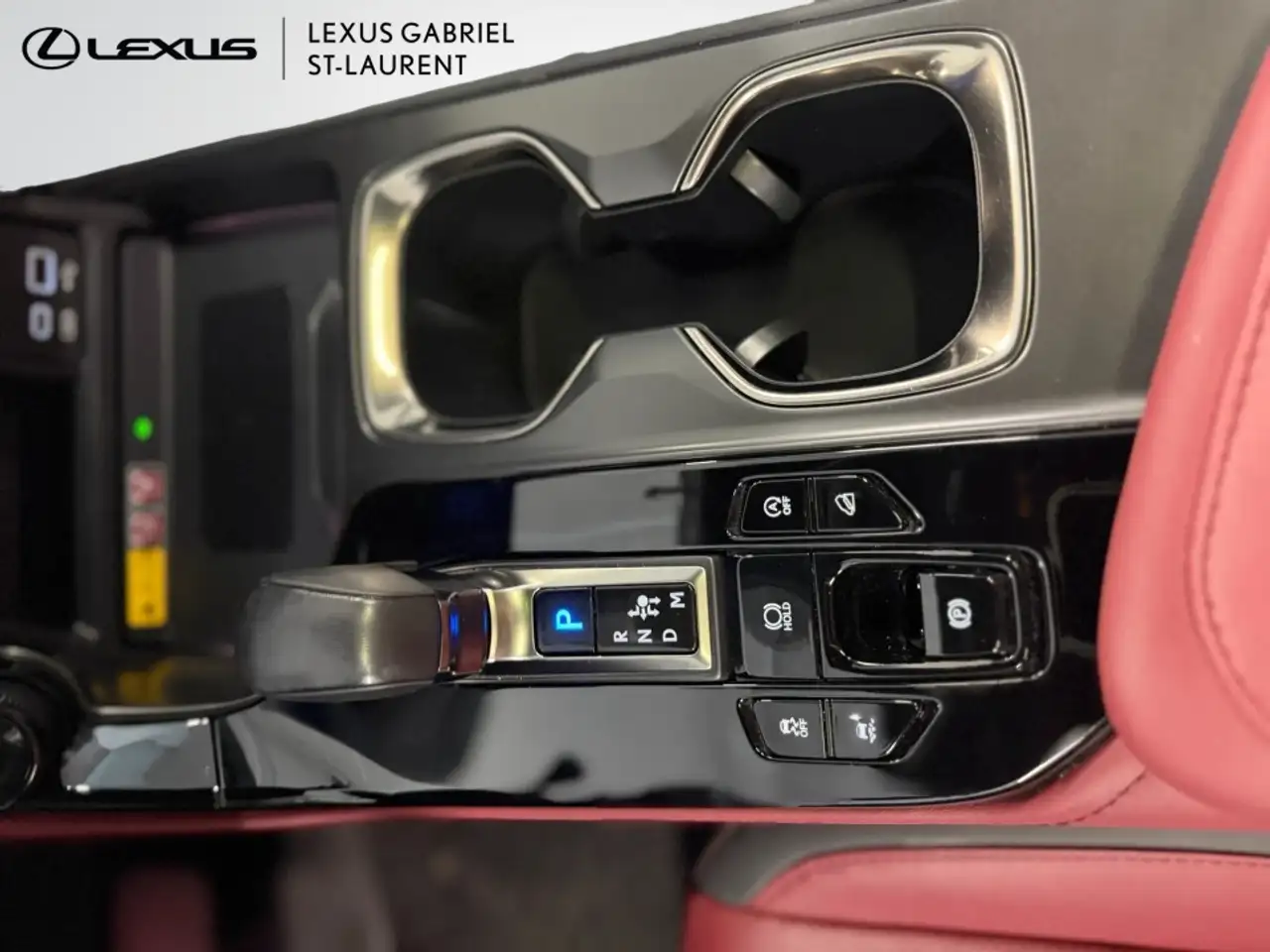 Lexus NX fotografie Lexus NX