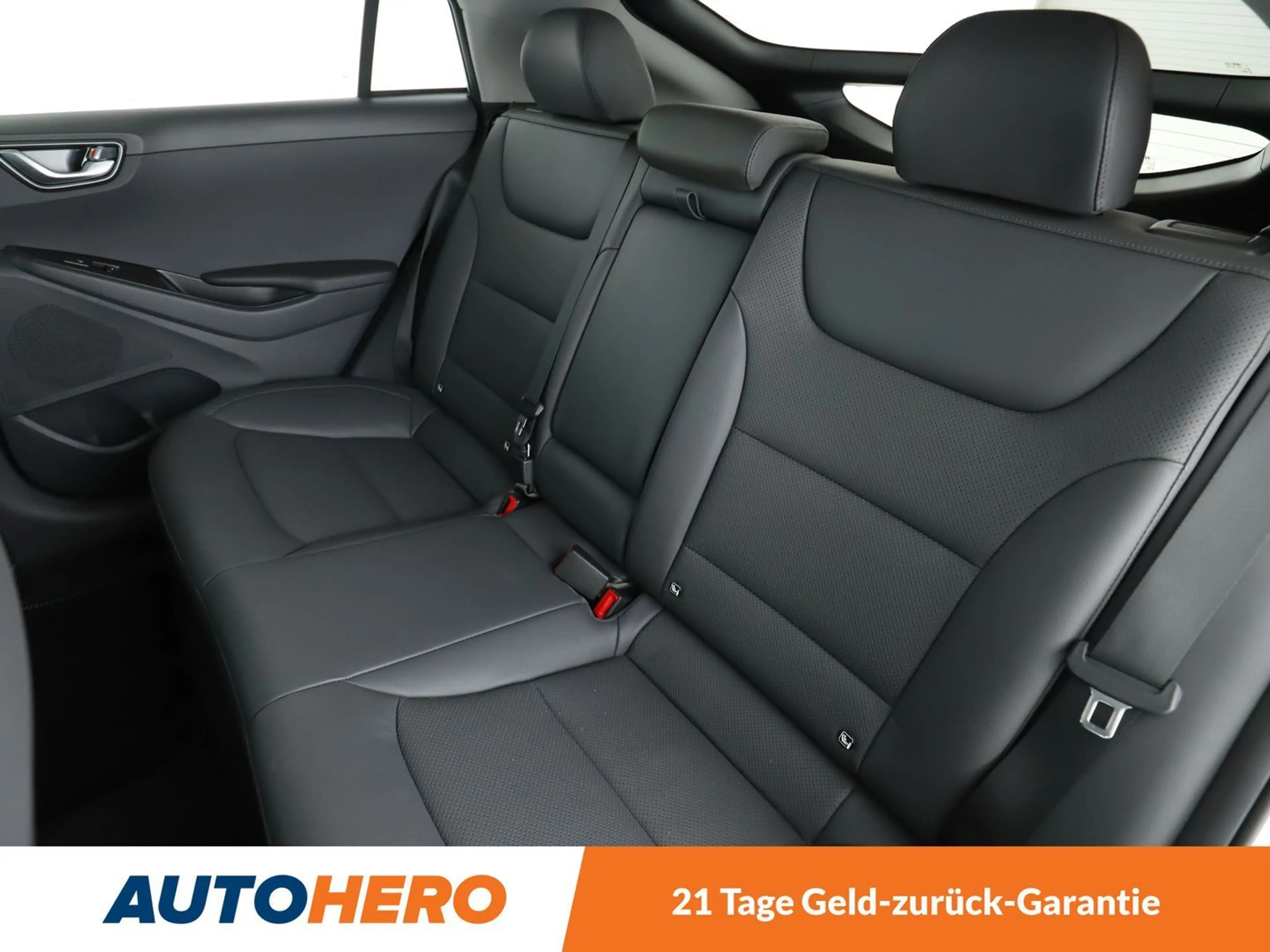 Hyundai IONIQ 1.6 Hybrid Prime Aut*NAVI*LED*ACC*CAM*PDC*SHZ* — photo 14