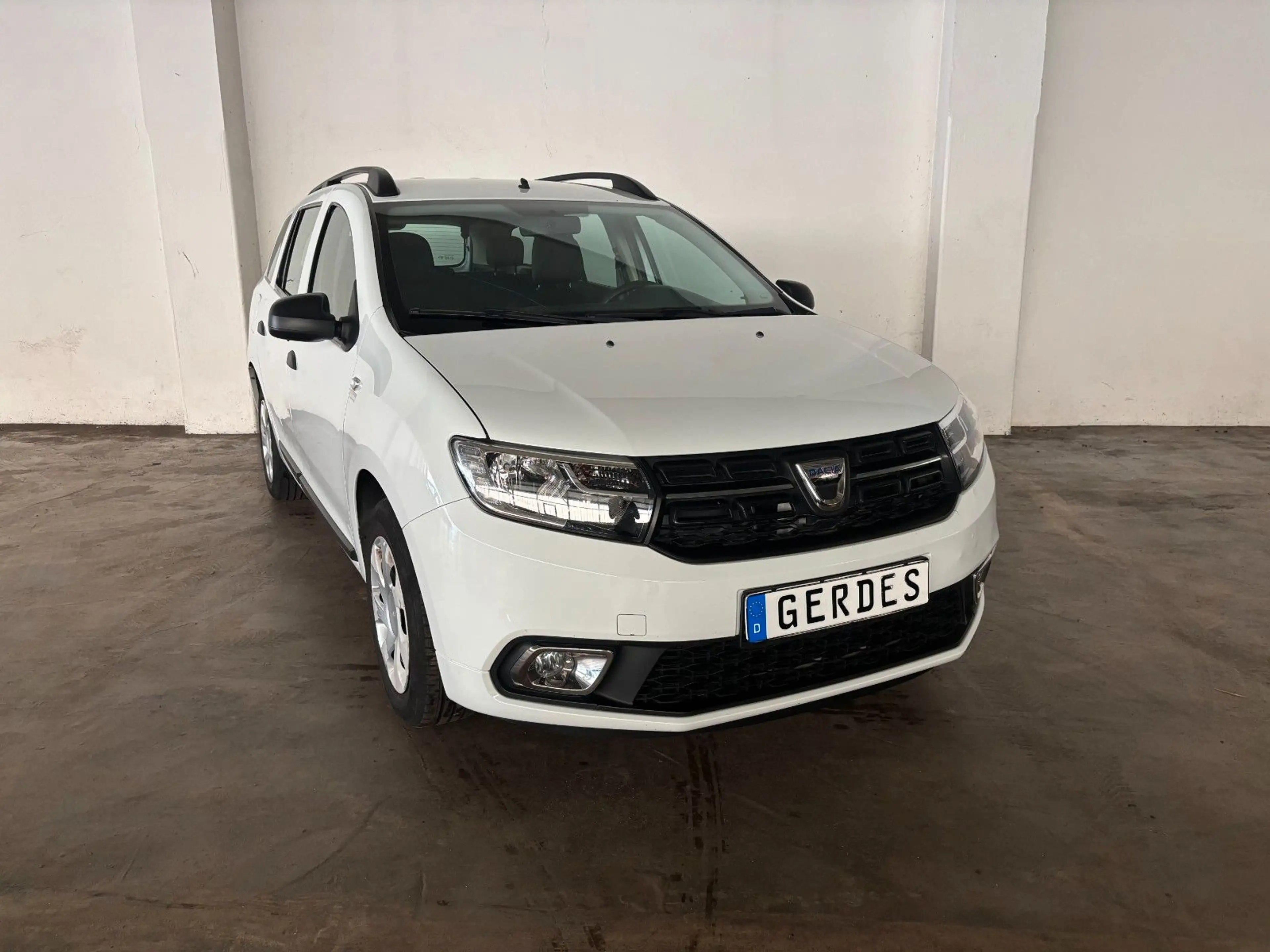 Dacia Logan MCV 0.9 TCe 90 Essential — photo 5