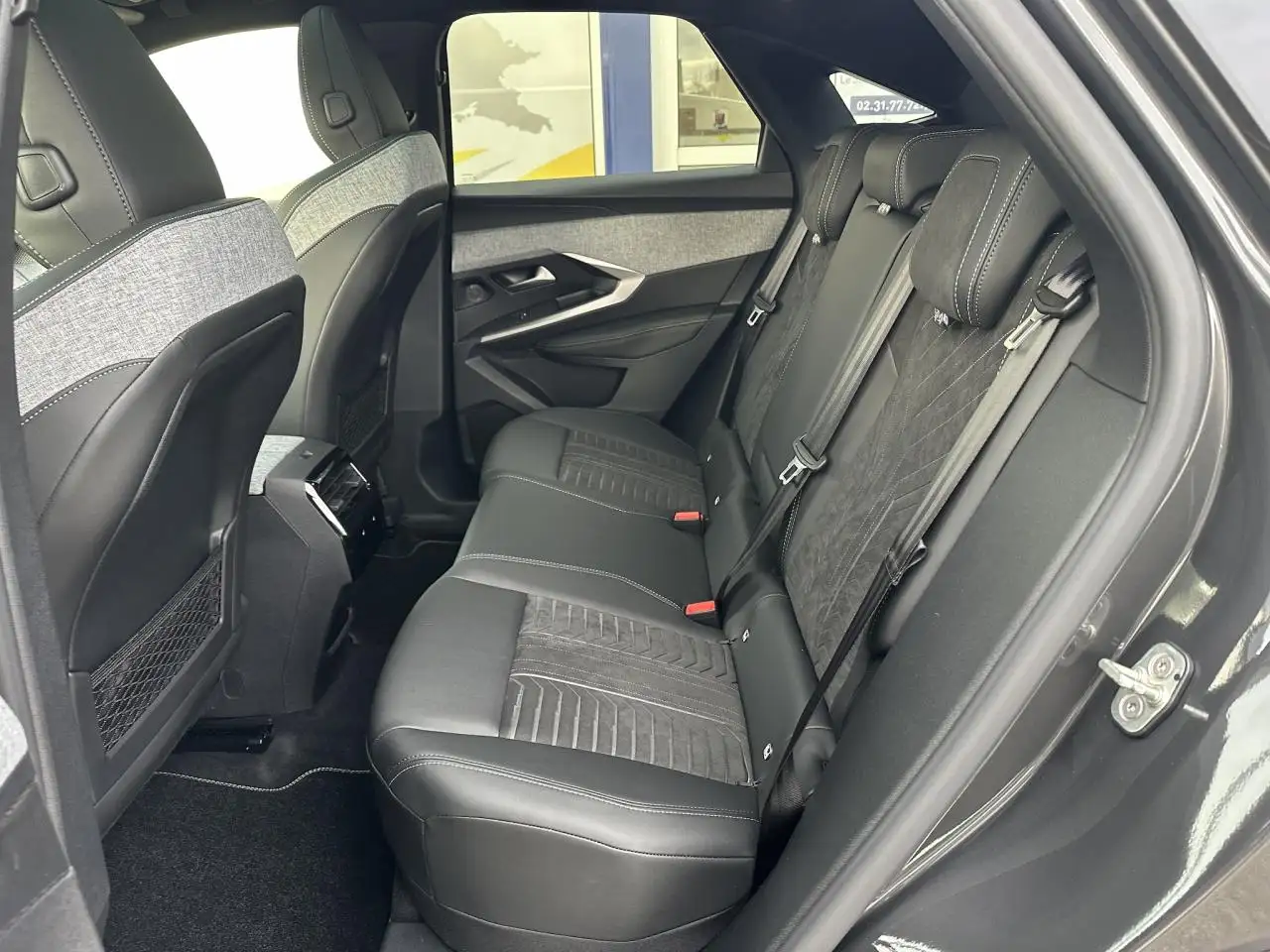 Peugeot 3008 3008 Hybrid — photo 8