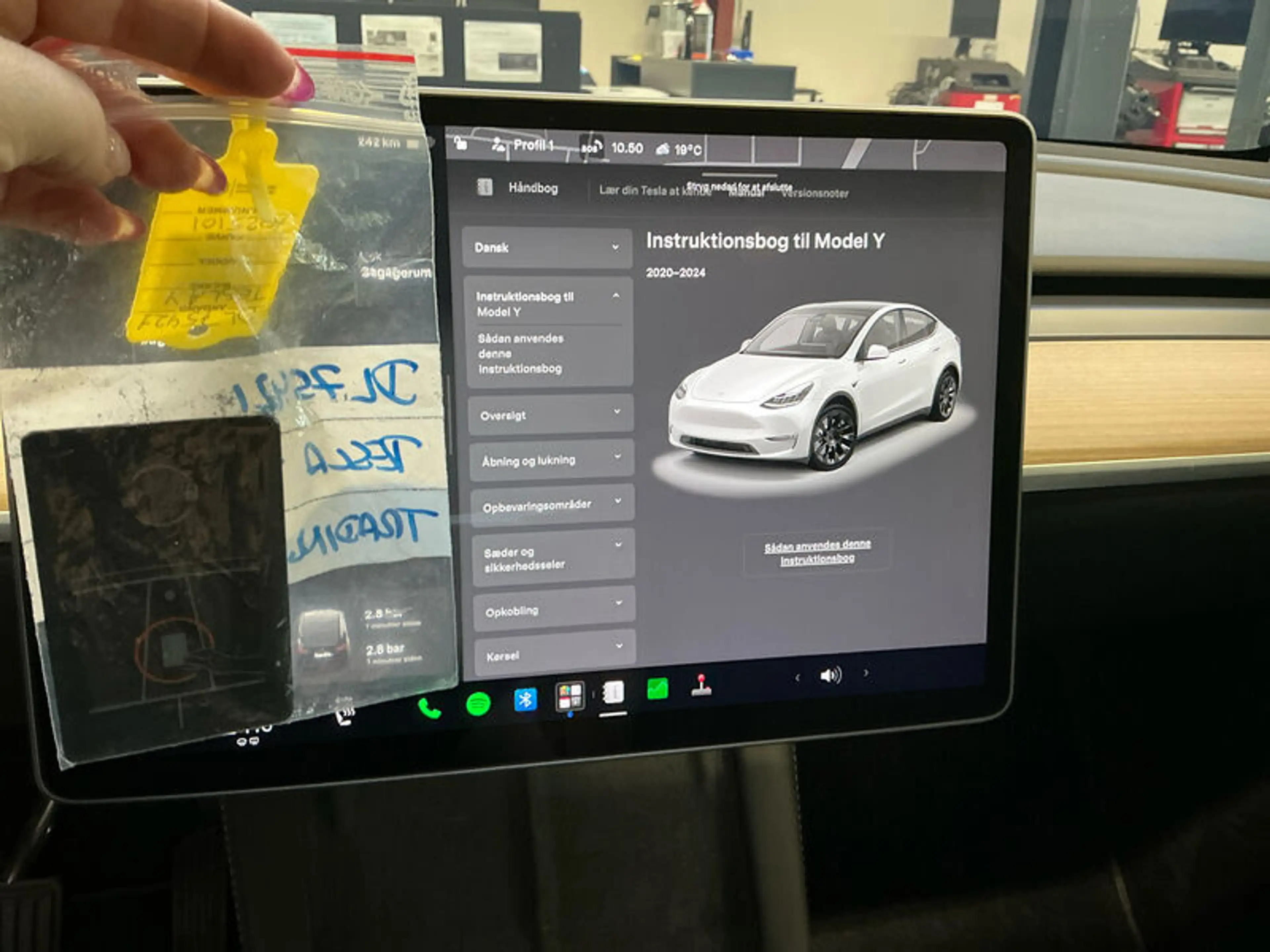 Tesla Model Y NAVI KLIMA LED RADIO TEMPO MFL PANO SHZ GSD DAB KAMERA Leder — photo 10