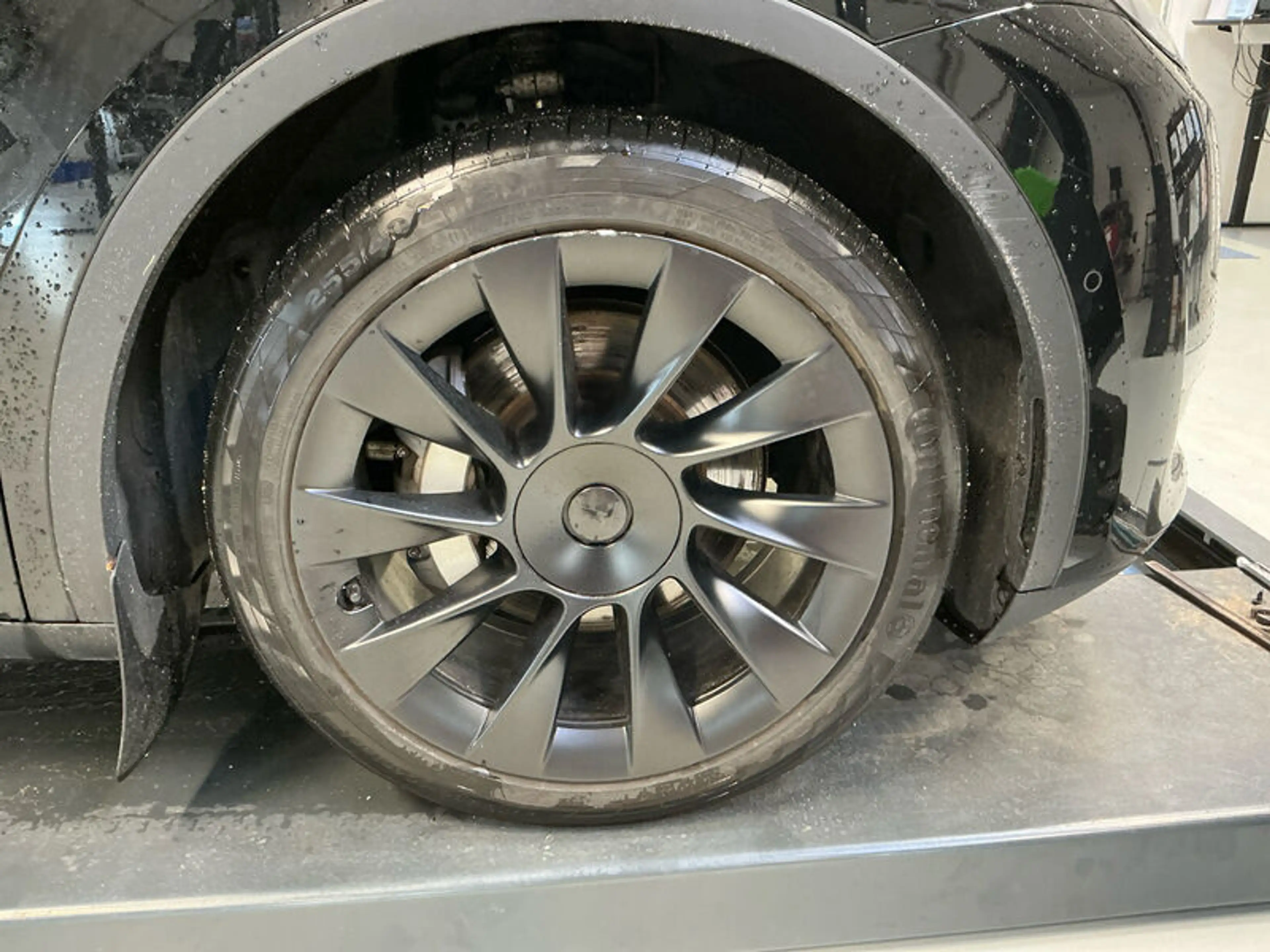 Tesla Model Y NAVI KLIMA LED RADIO TEMPO MFL PANO SHZ GSD DAB KAMERA Leder — photo 11
