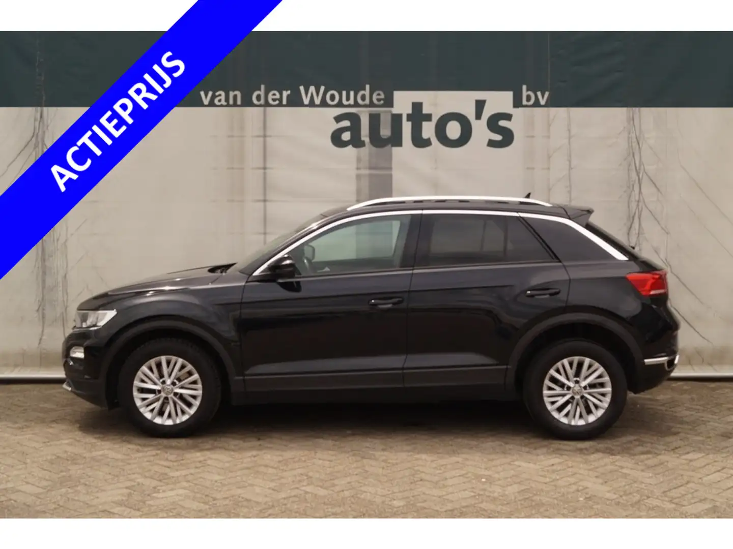 Volkswagen T-Roc 1.0 TSI 115pk Style Executive -NAVI-ECC-PDC-ACC- Zwart - 1
