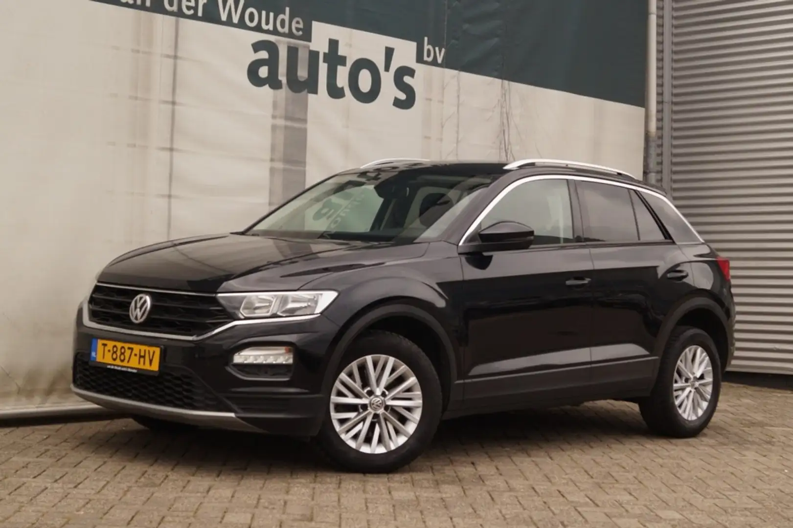Volkswagen T-Roc 1.0 TSI 115pk Style Executive -NAVI-ECC-PDC-ACC- Zwart - 2