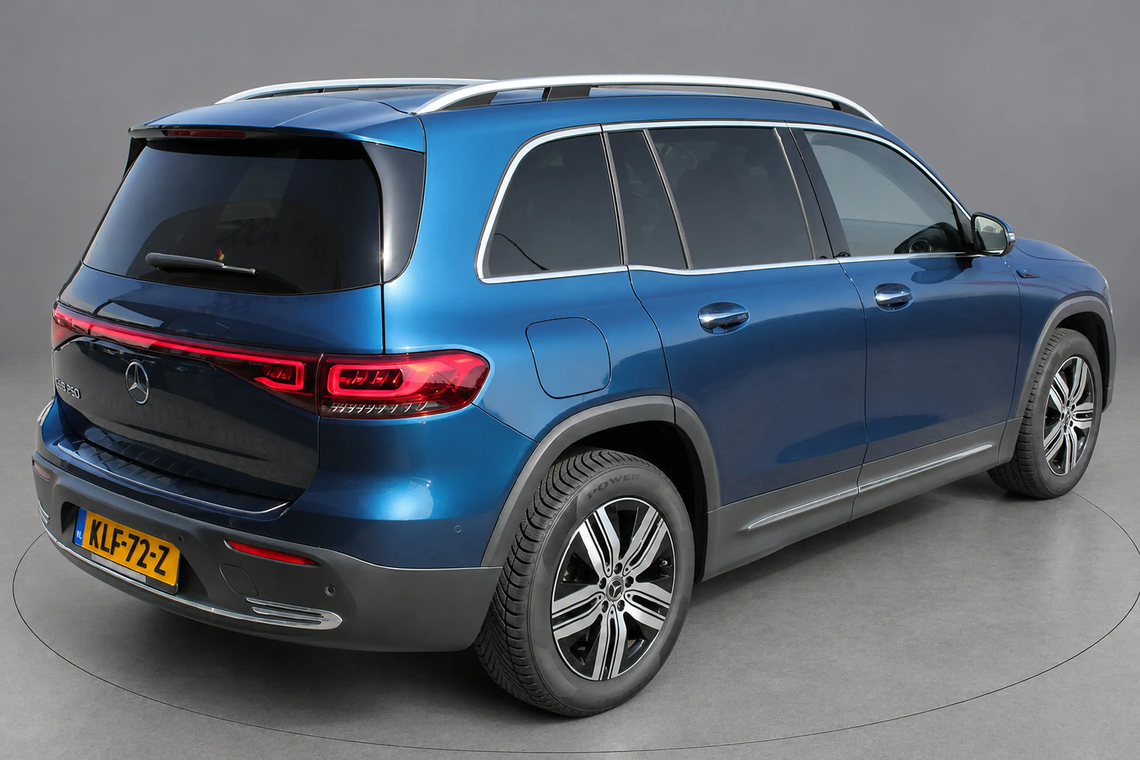 Mercedes-Benz EQB 250 Luxury Line 7-PER 67 kWh PANORAMADAK LEDER DISTRON — photo 4