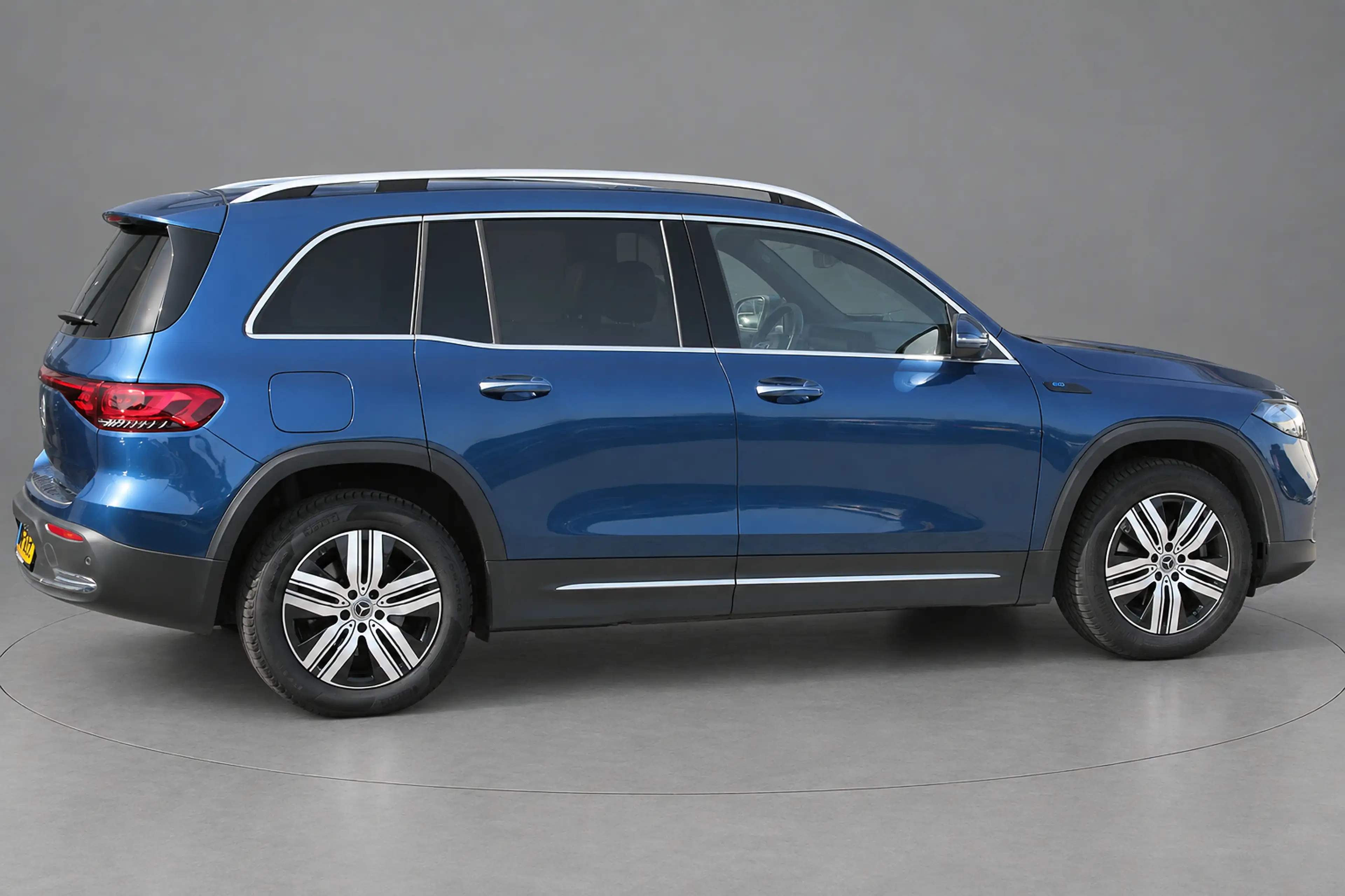 Mercedes-Benz EQB 250 Luxury Line 7-PER 67 kWh PANORAMADAK LEDER DISTRON — photo 6
