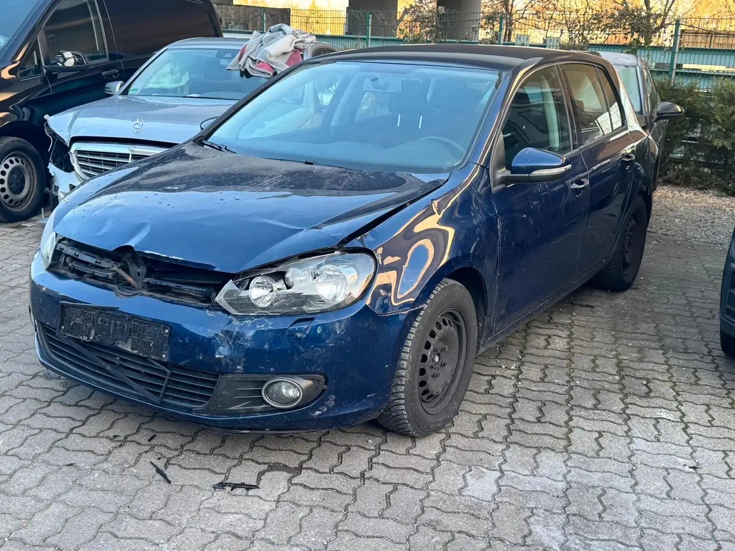 Volkswagen Golf VI TDI 1,6-77KW /DSG/Klima Blau - 1
