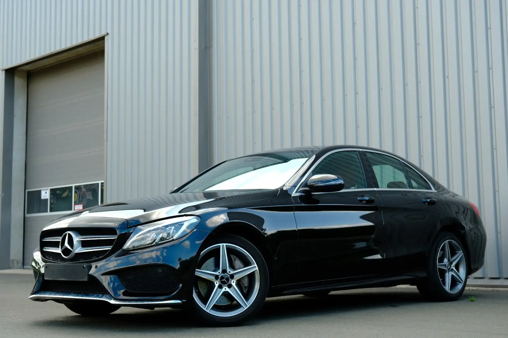 Mercedes-Benz C 400 4Matic AMG Line/LED/Aut,/Notbremsasisst. Zwart - 1