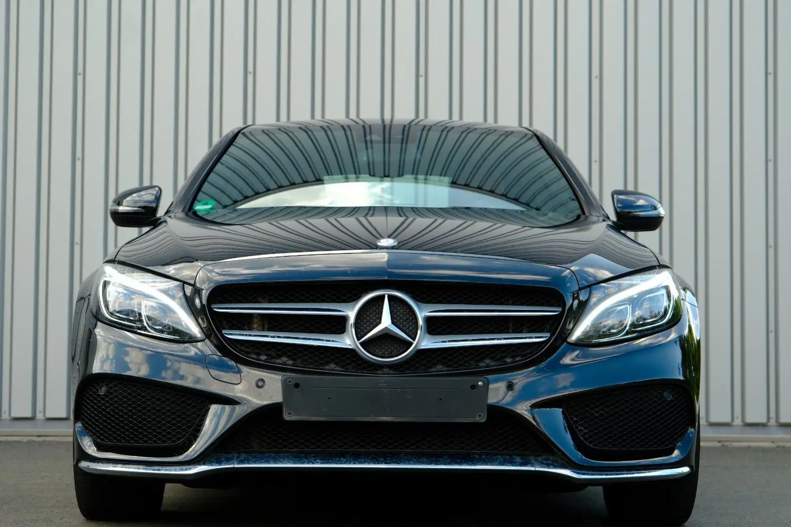 Mercedes-Benz C 400 4Matic AMG Line/LED/Aut,/Notbremsasisst. Zwart - 2