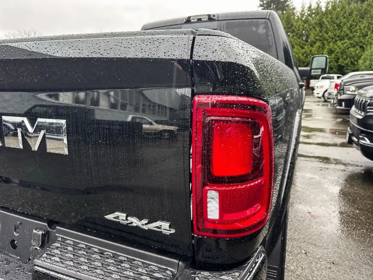 RAM 3500 снимка RAM 3500