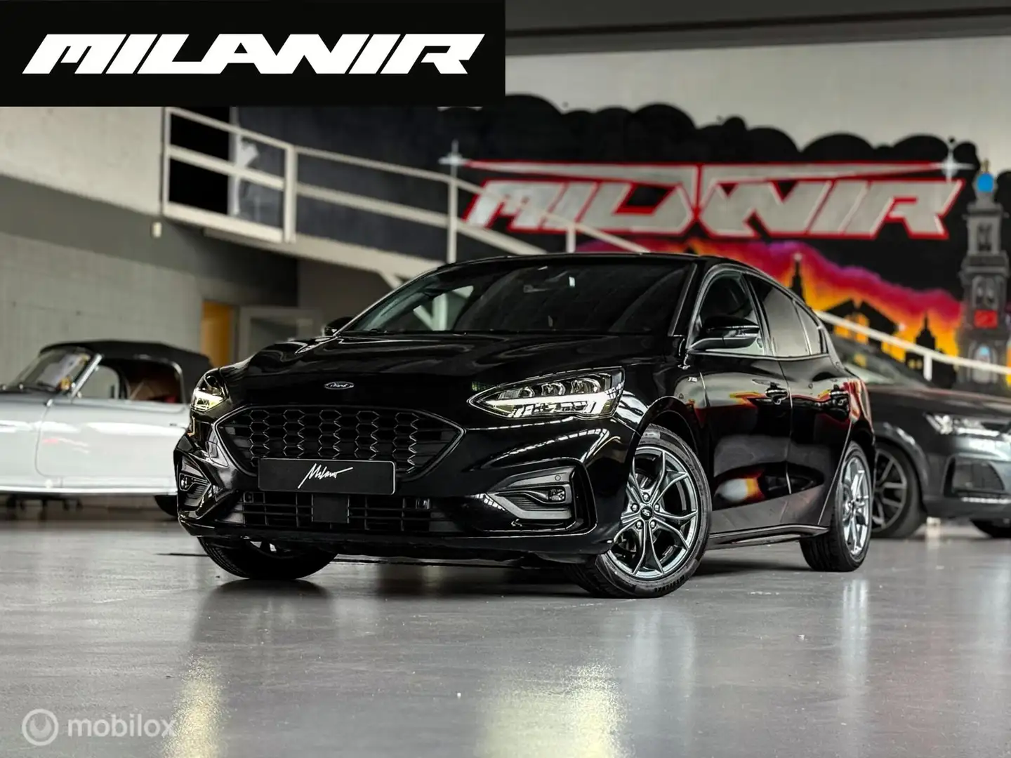Ford Focus 1.5 EcoBoost ST Line AUTOMAAT|Headup|Stuurverwar. Zwart - 1