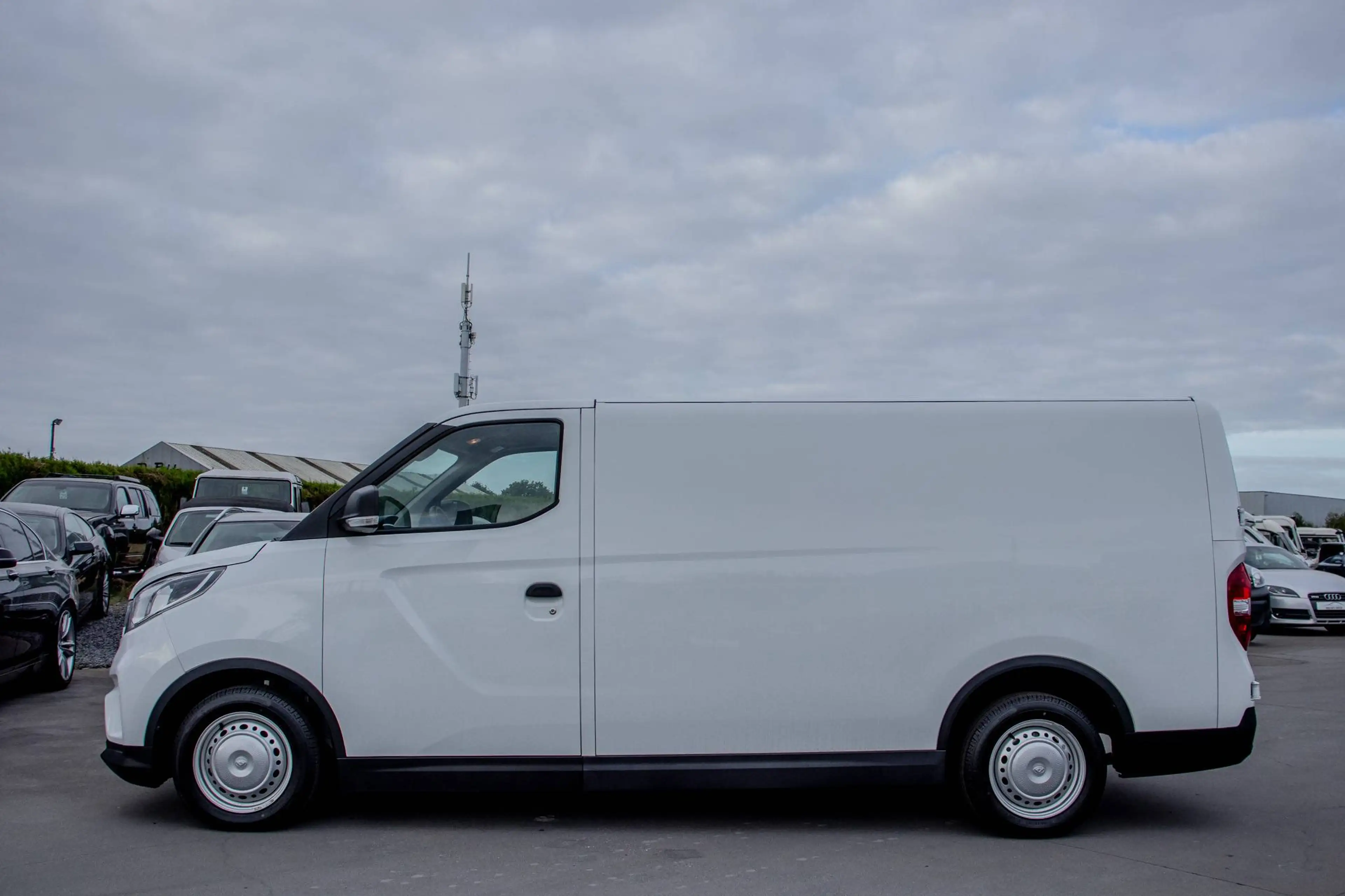 Maxus eDeliver 3 35 kWh L2H1 EV / NIEUW / LICHTE VRACHT / APPLE CARPLAY / CAMERA / CRUISECONTROL / ZETELVERWARMING ! — photo 12