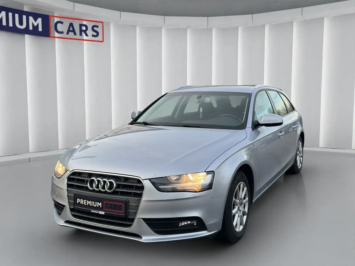 Audi A4 Avant Attraction *Garantie*Finanzierung* Argent - 1
