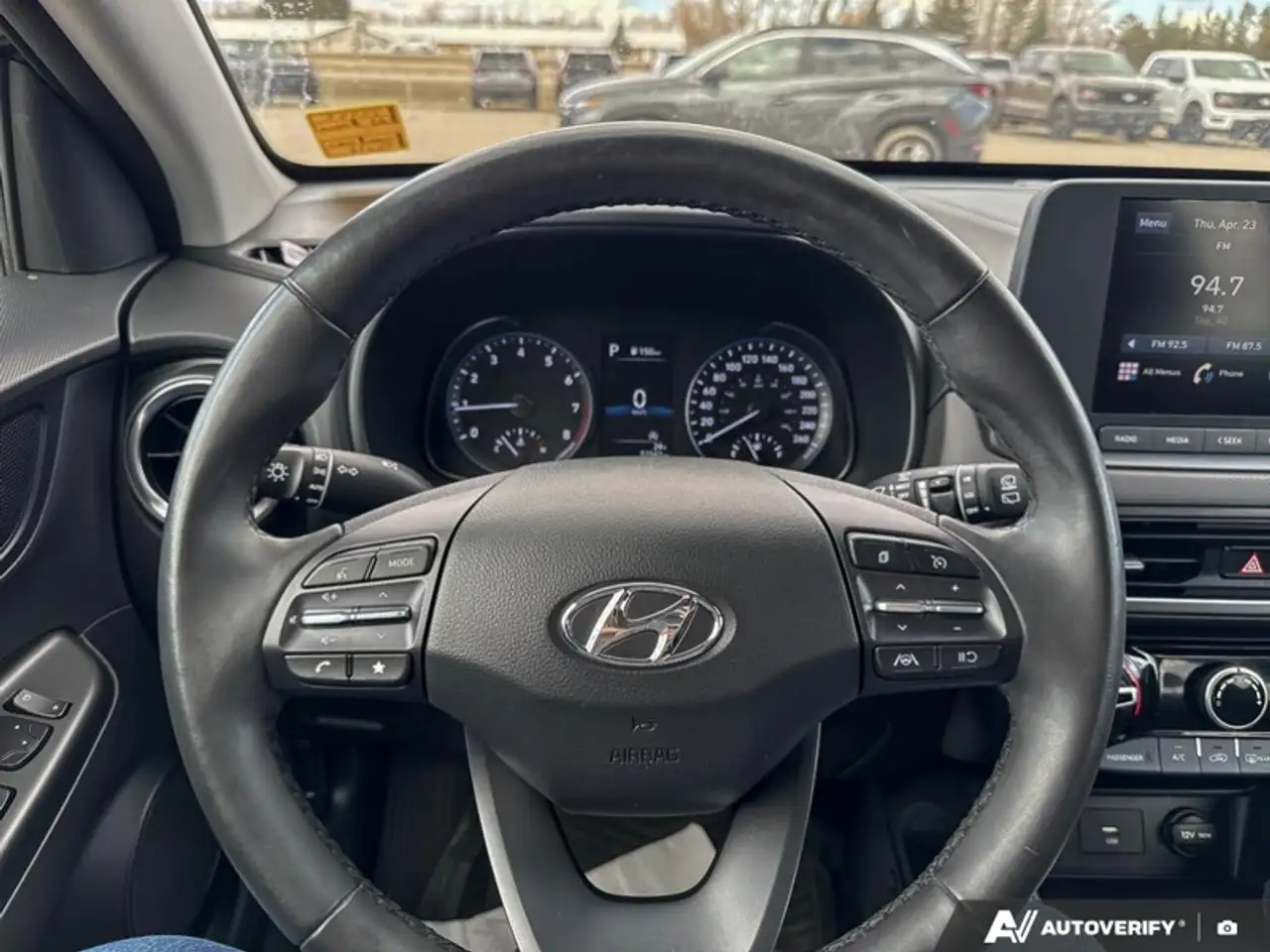 Hyundai KONA снимка Hyundai KONA