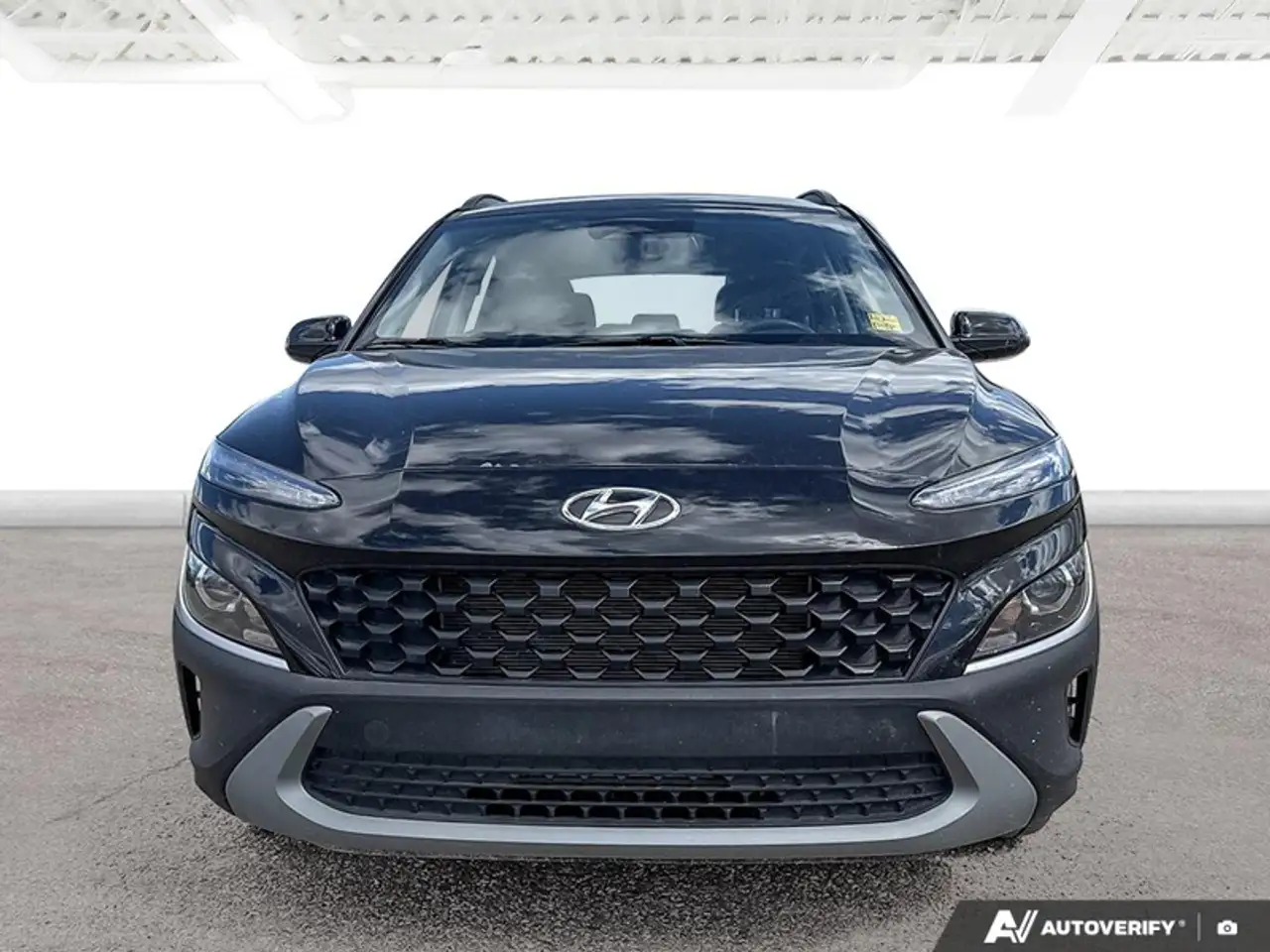 Hyundai KONA снимка Hyundai KONA