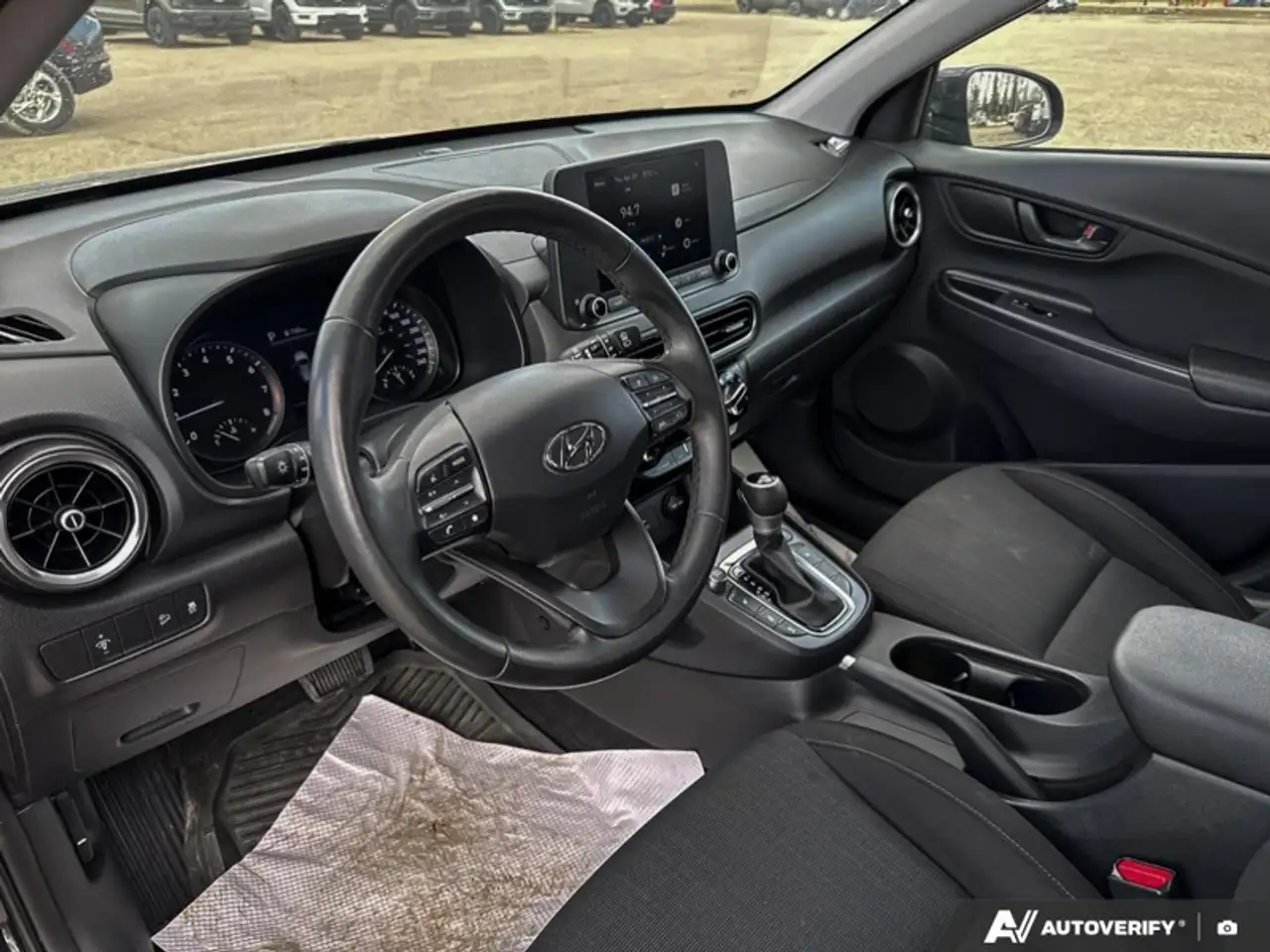 Hyundai KONA снимка Hyundai KONA