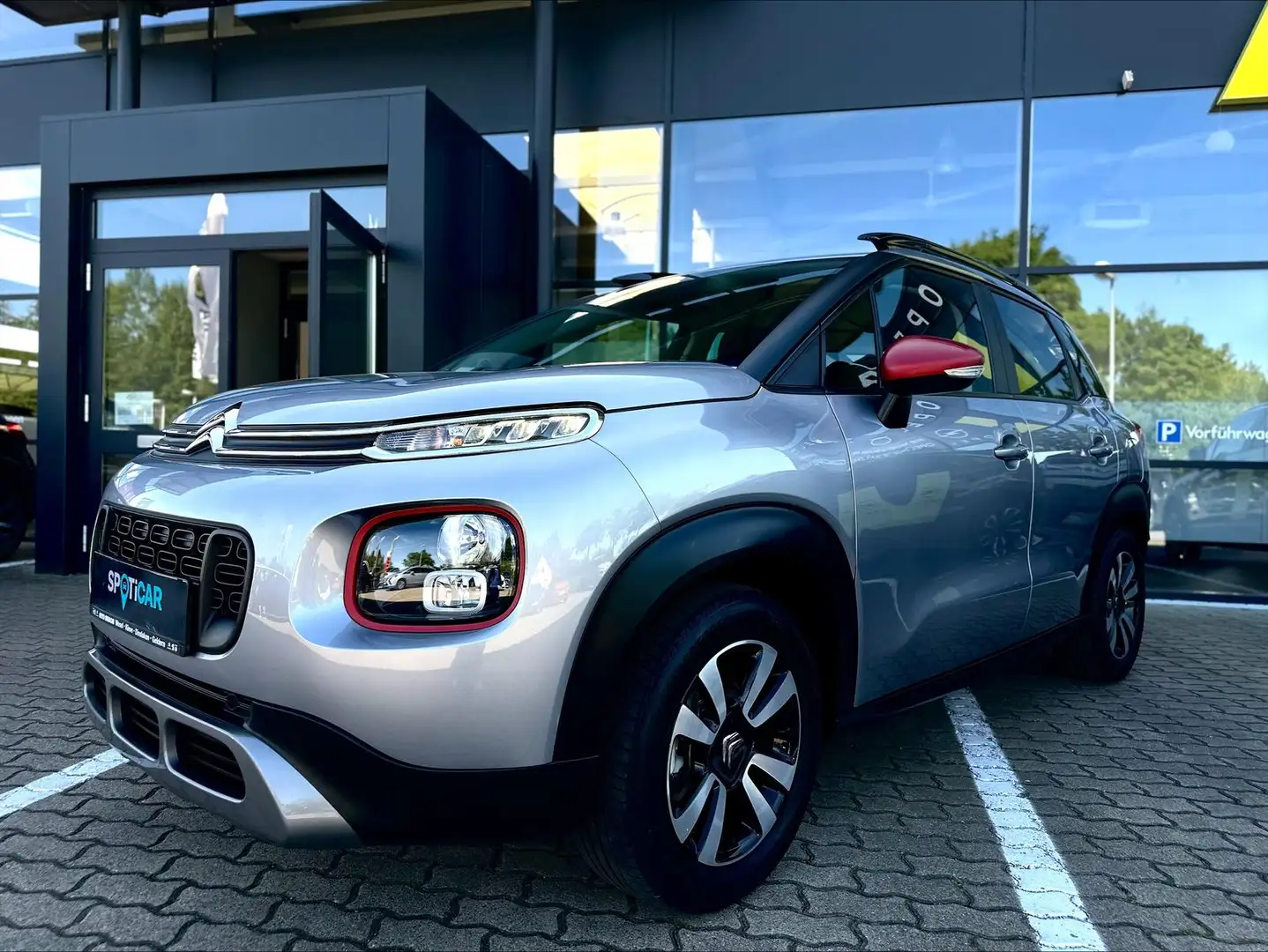 Citroen C3 Aircross 1.2 12V e-THP / PureTech C-Series 3 Jahre Garantie Grau - 1