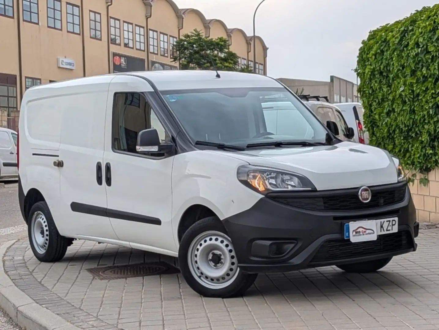 Fiat Dobló Cargo 1.4 T-Jet GNC Base Maxi Blanco - 1