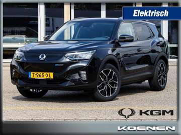 Titanium / Leer / LED / Navi / 1500Kg trekgew/ 19