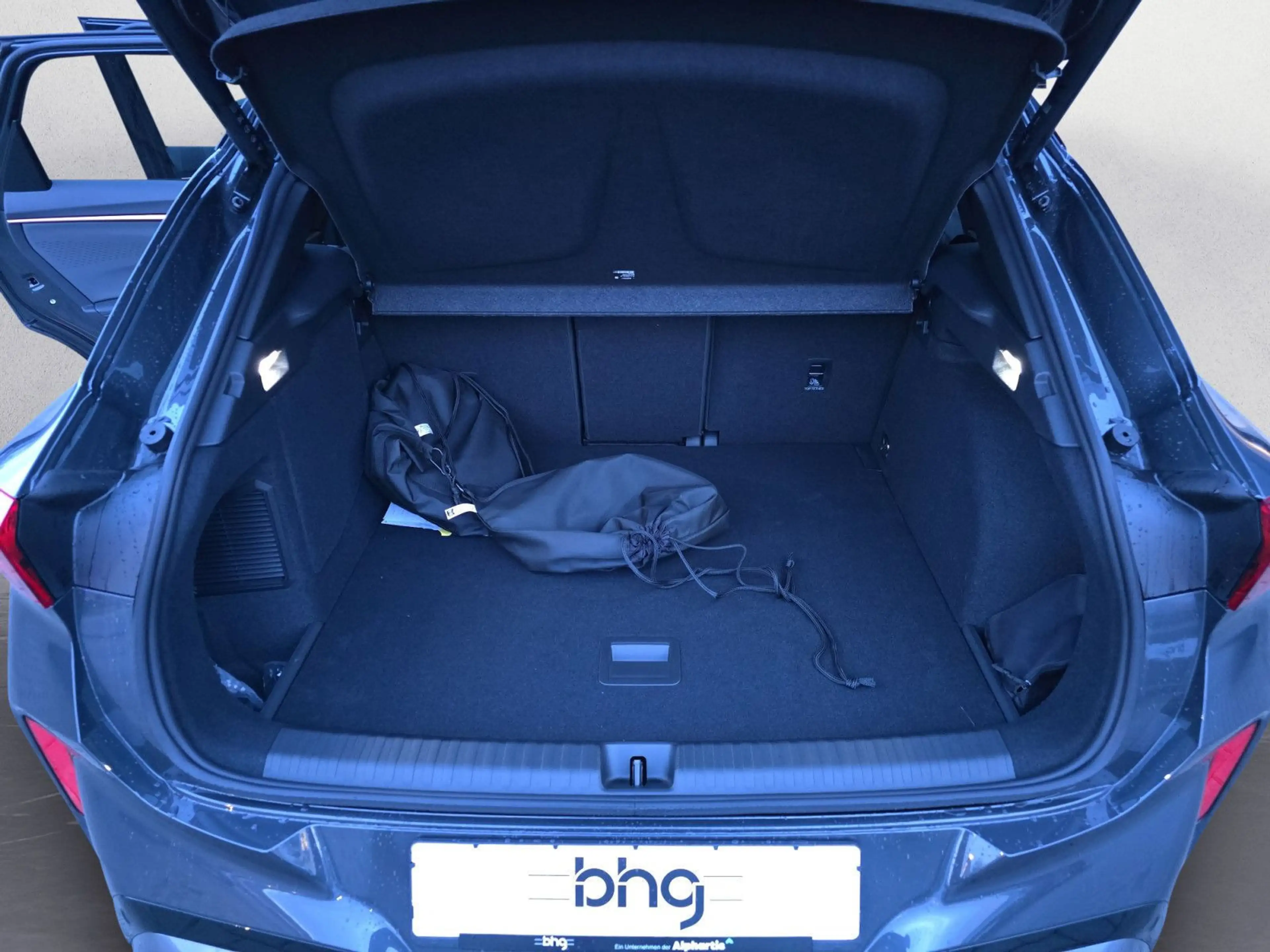 CUPRA Terramar 1.5 e-HYBRID 6-Gang-DSG — photo 9