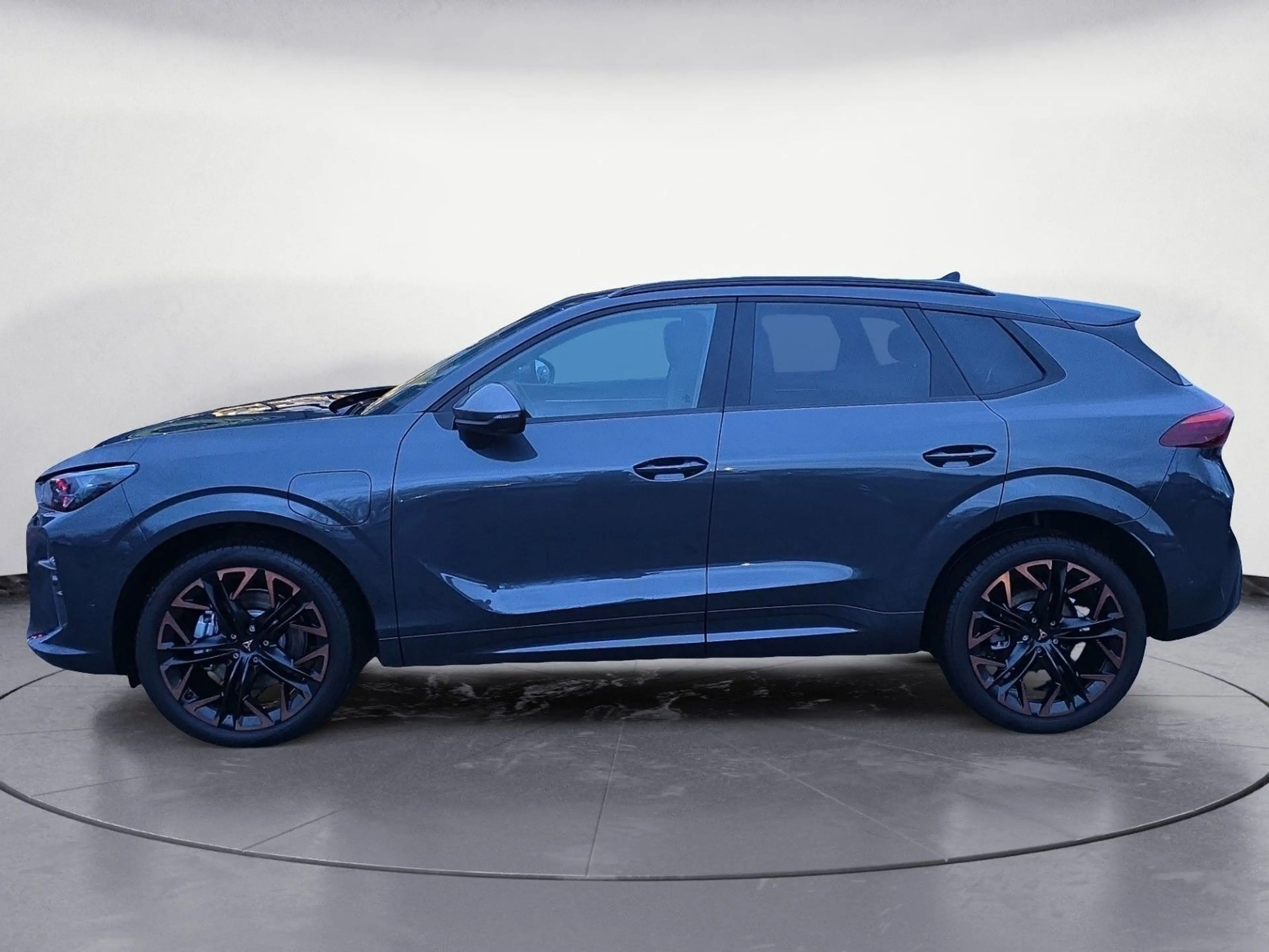 CUPRA Terramar 1.5 e-HYBRID 6-Gang-DSG — photo 3