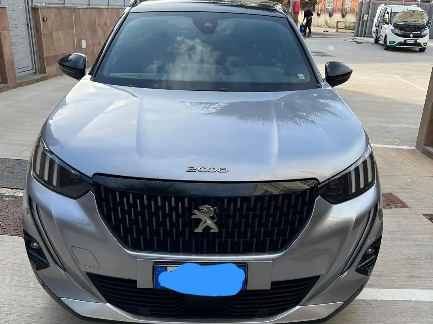 Peugeot 2008 2008 1.5 bluehdi GT s Argento - 1