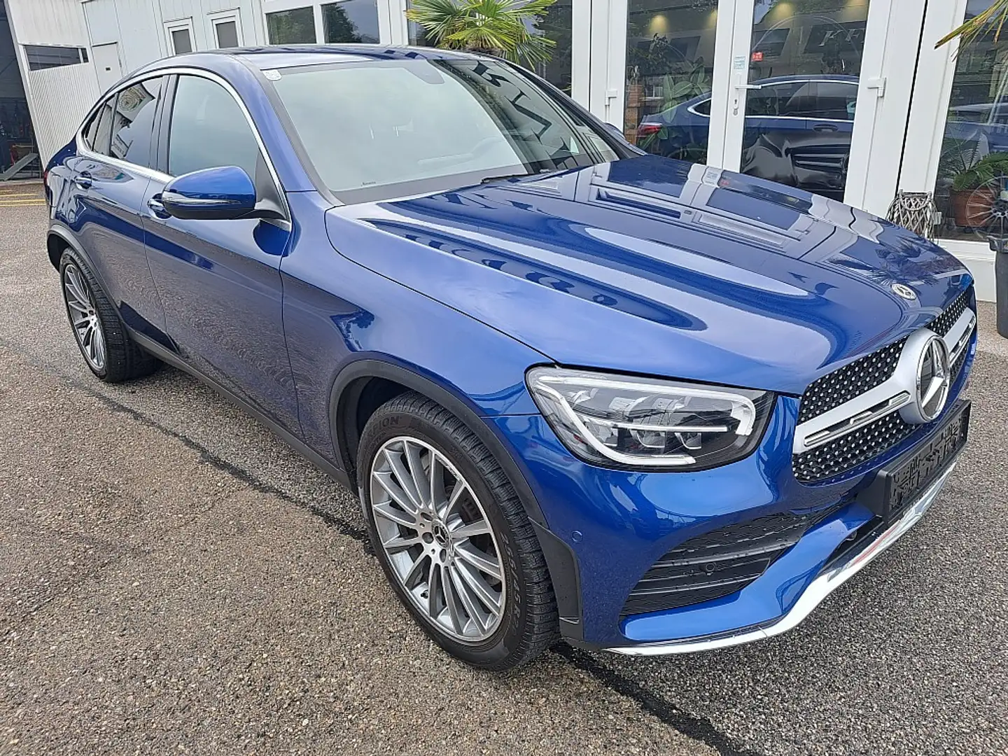 Mercedes-Benz GLC 200 d Aut. *AMG* Blau - 2