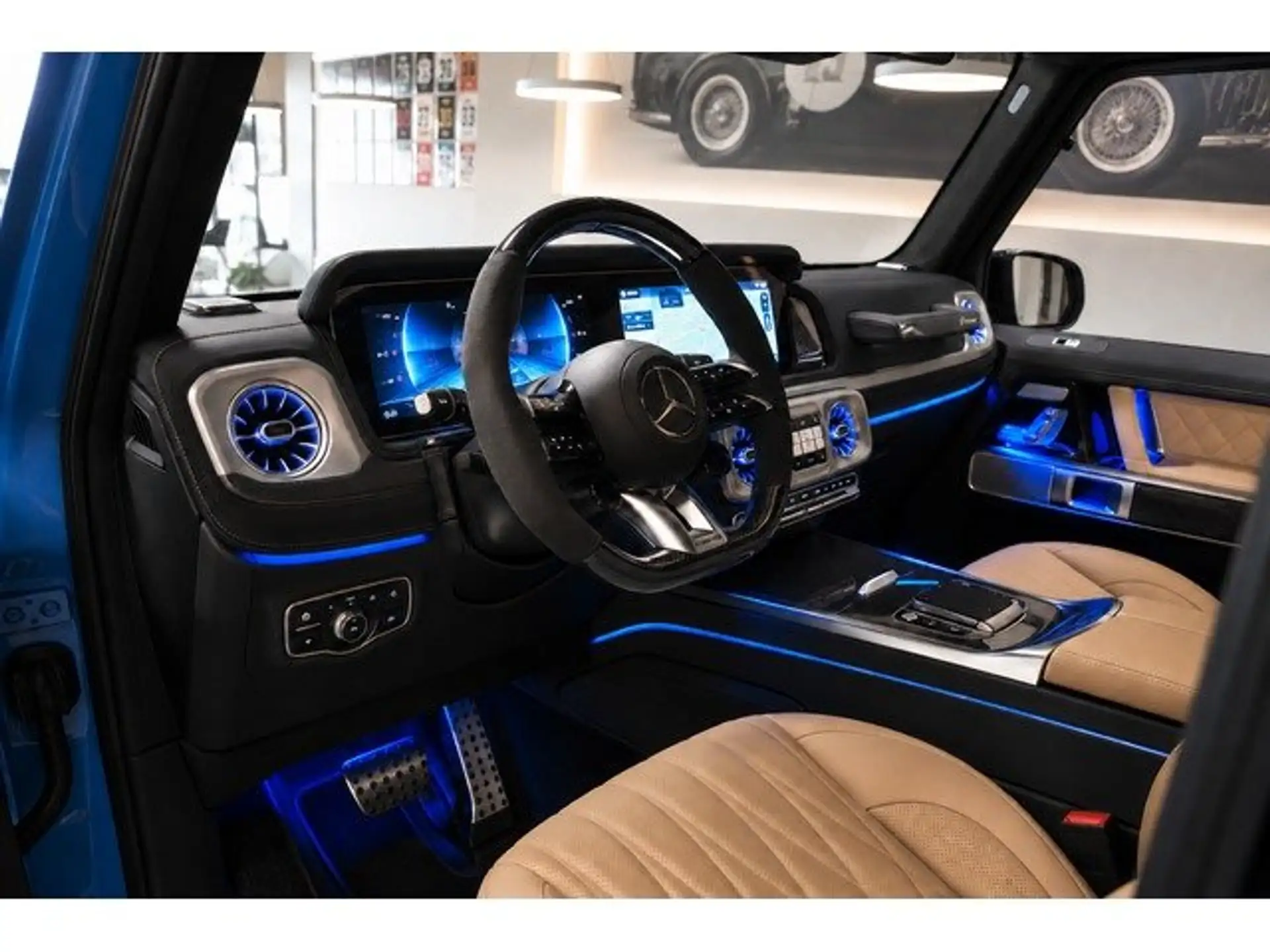 벤츠 G-Class G 63 AMG 2026 파랑 사진 3
