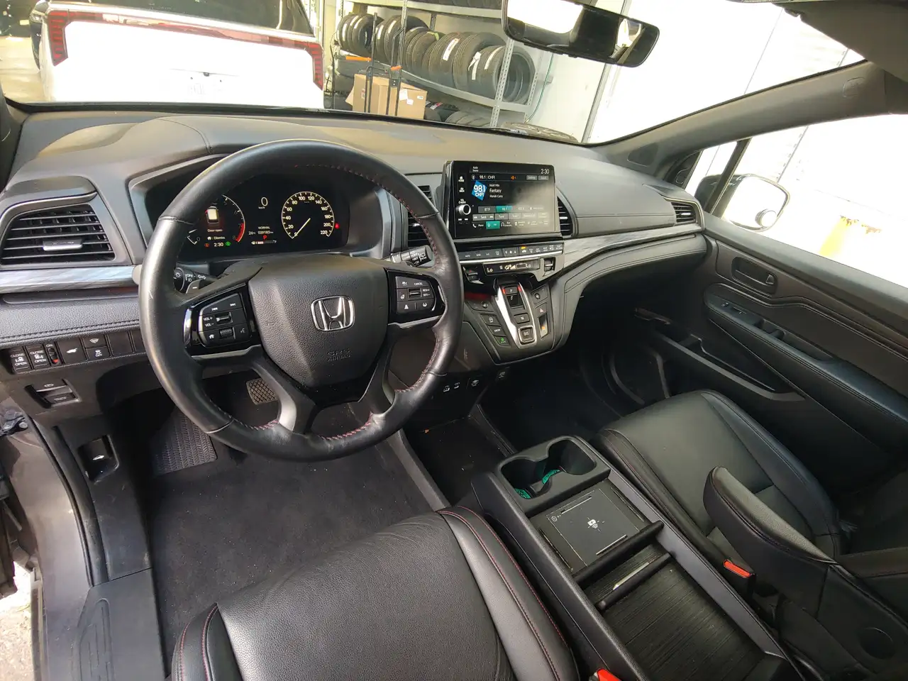 Honda Odyssey photo Honda Odyssey