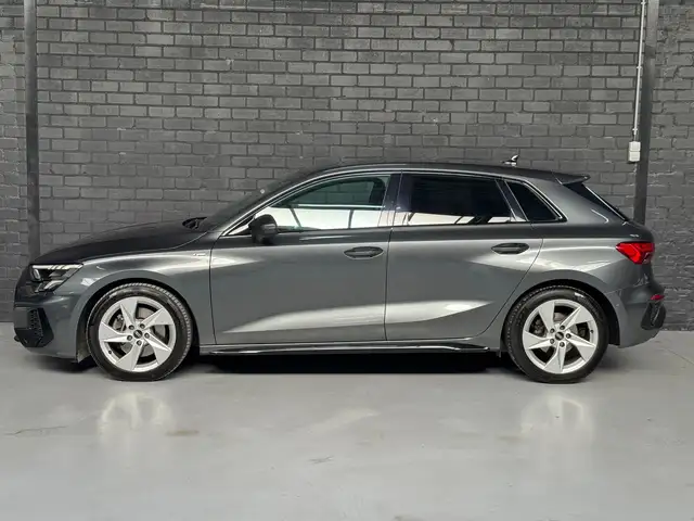Audi A3 view 10