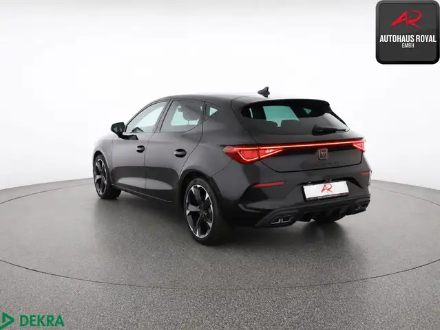 Cupra Leon view 3