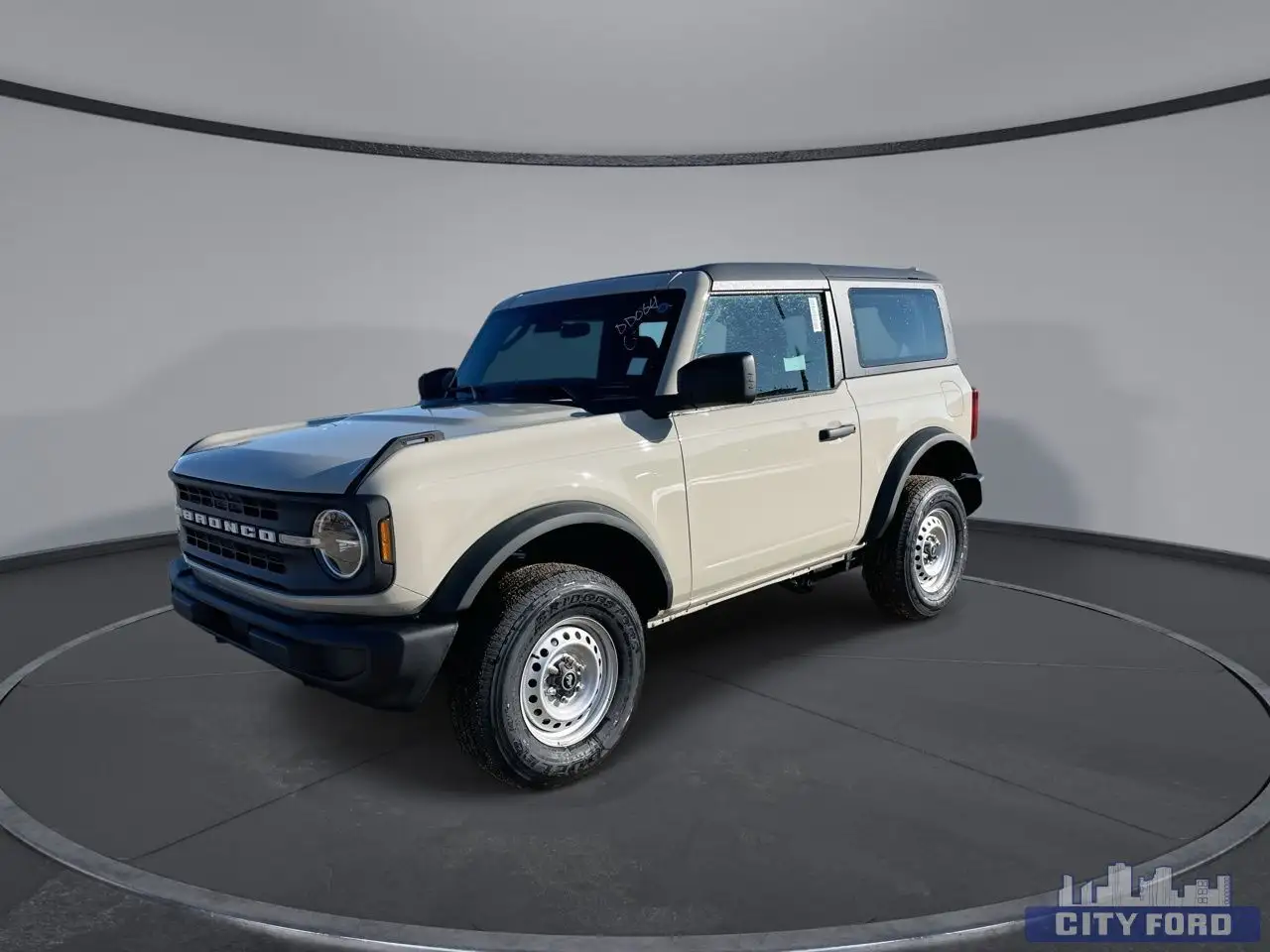 Ford Bronco снимка Ford Bronco